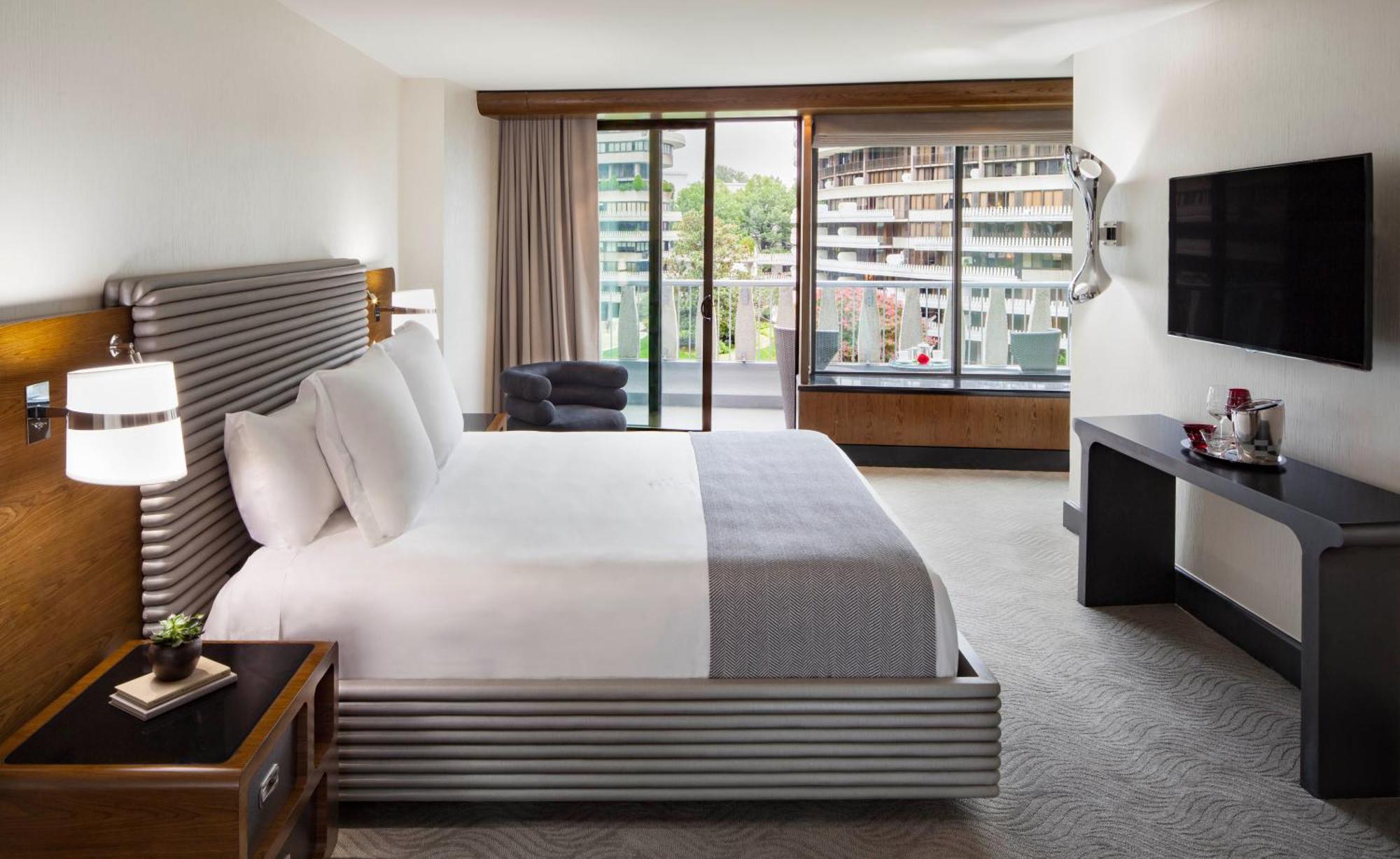 Deluxe Zimmer mit Kingsize-Bett und Balkon