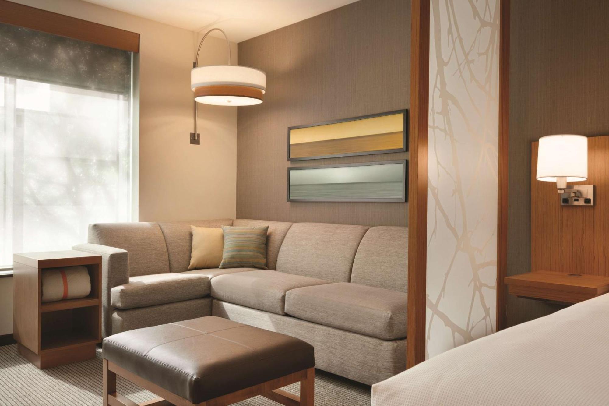 Kamer met Kingsize Bed en Slaapbank - Bovenverdieping