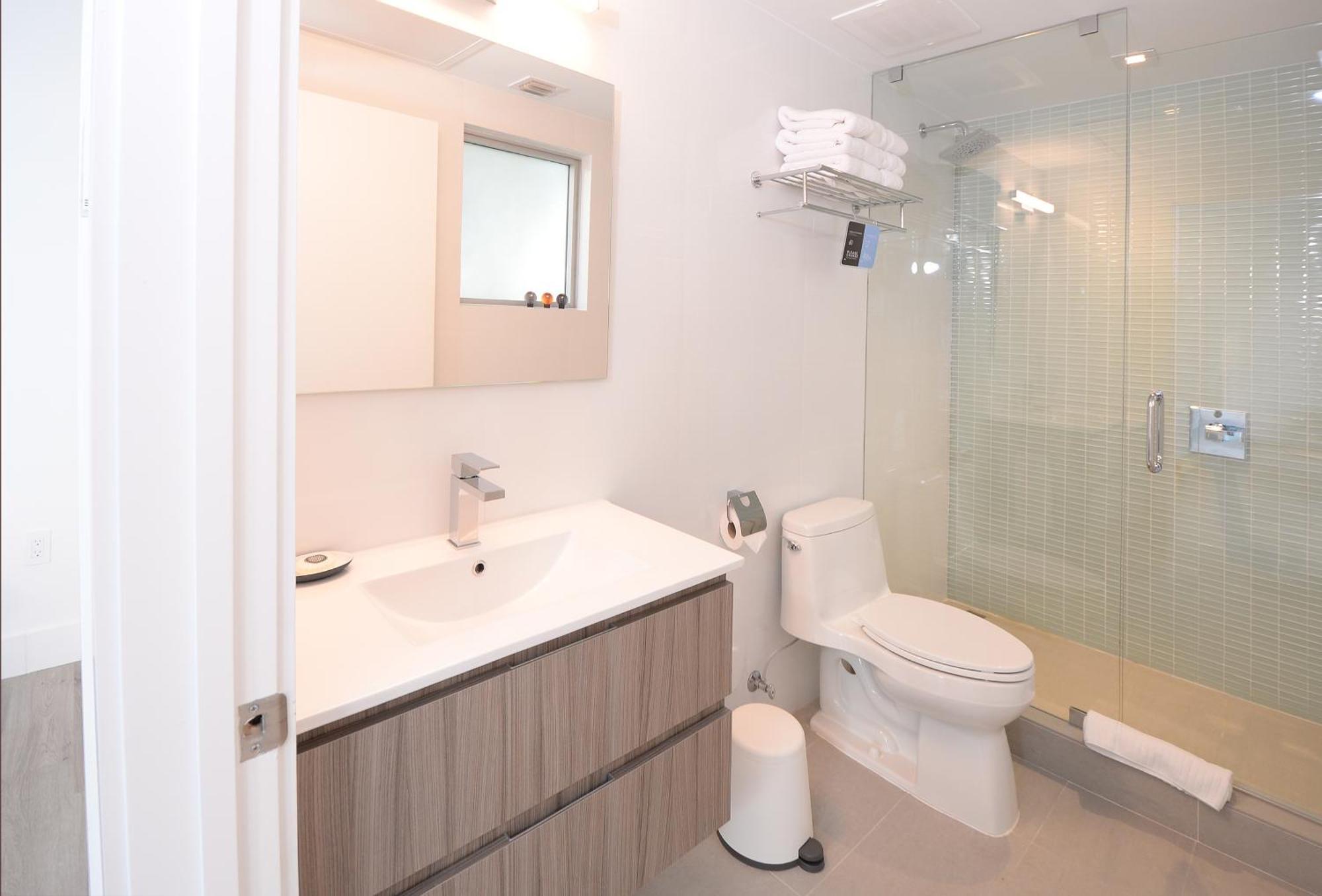 Corner One- Bedroom Suite with Kitchenette and Double Balcony