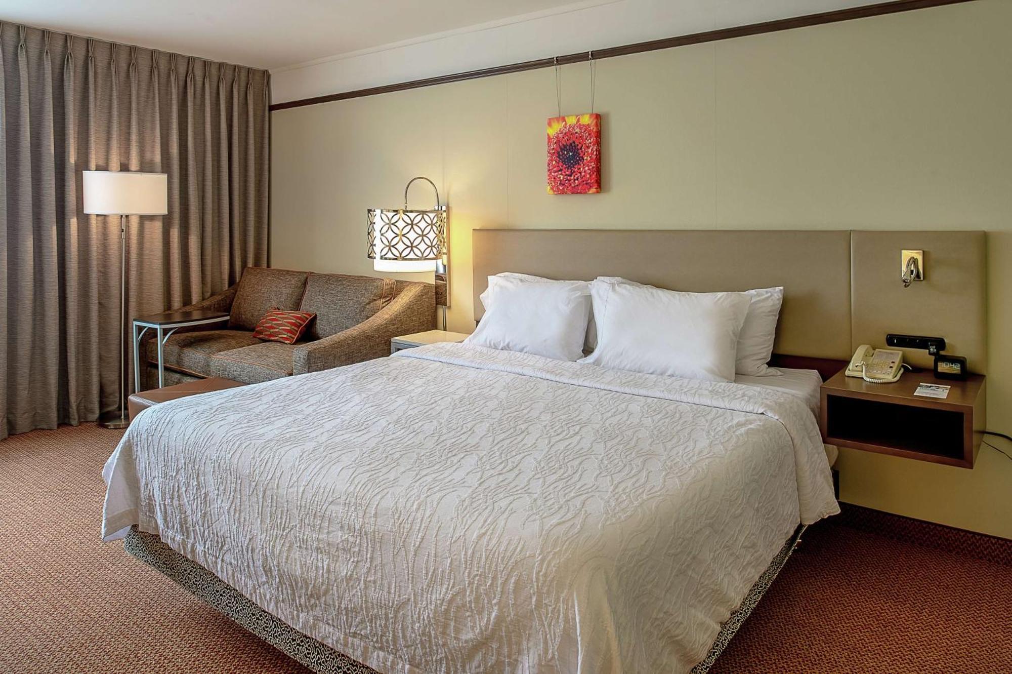 King Room with Sofa Bed