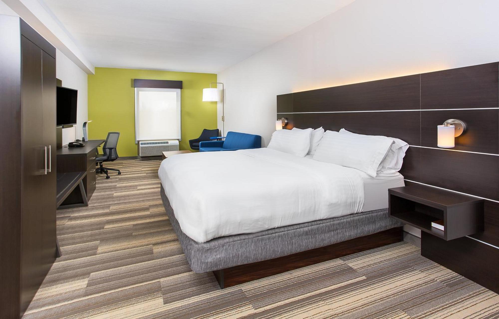 King Suite with Sofa Bed