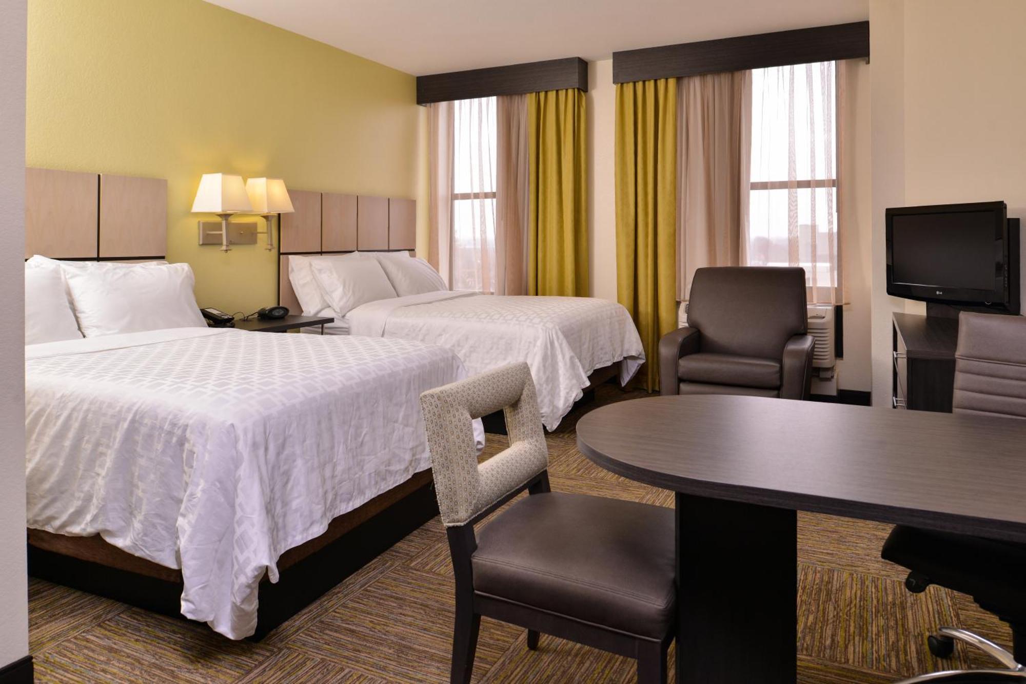 Studio Suite Two Double Beds