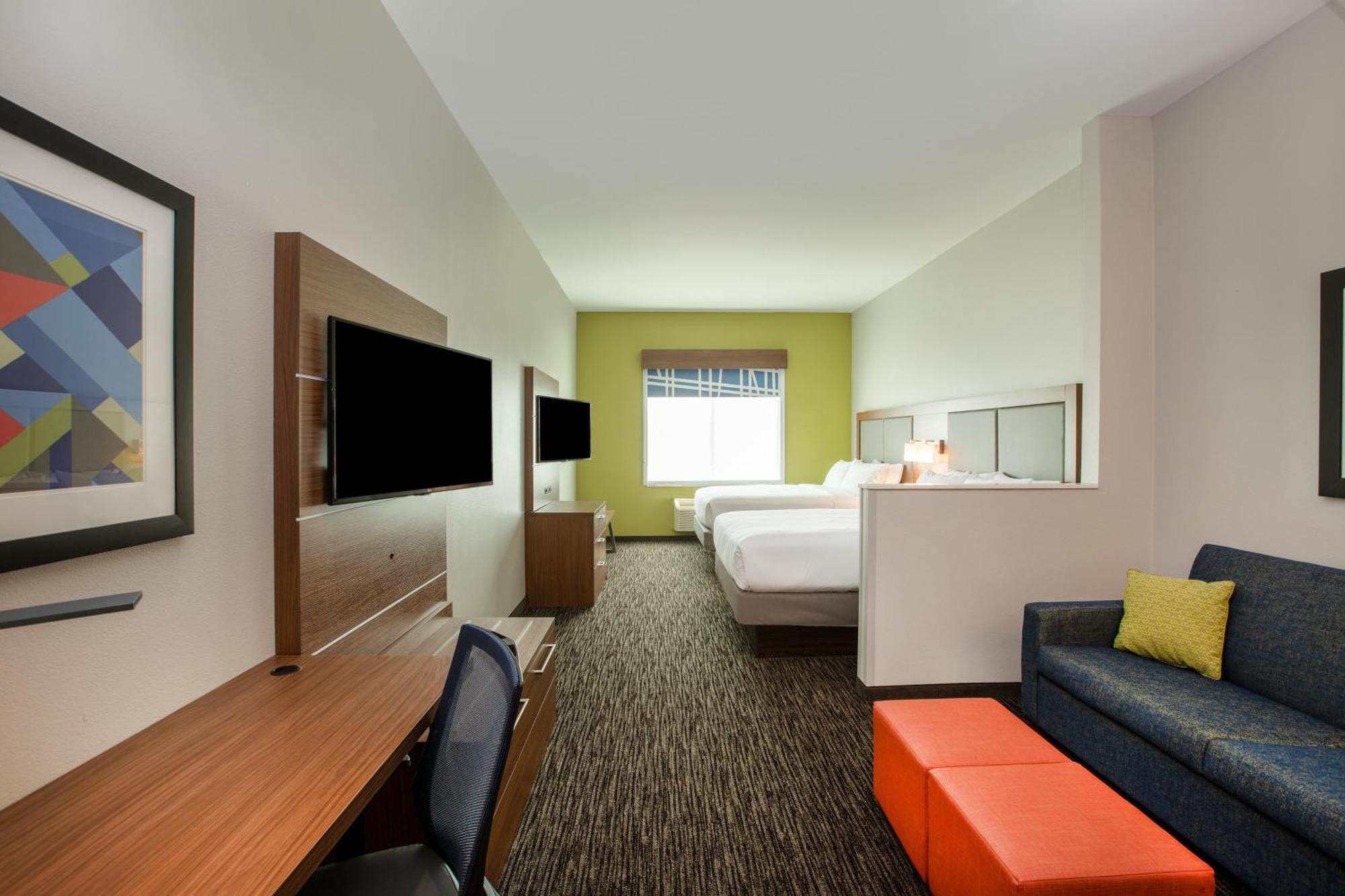 Suite with Two Queen Beds