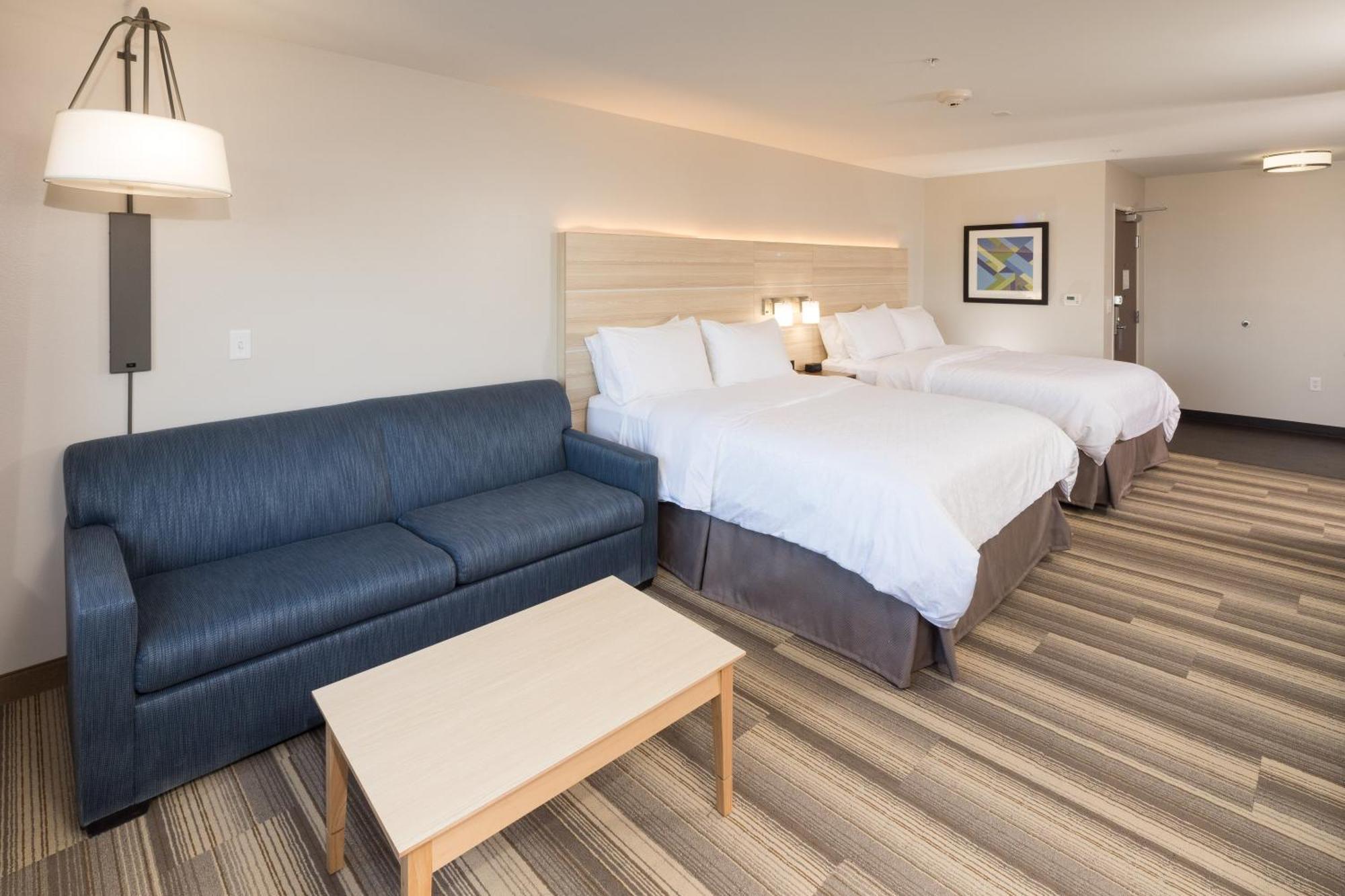 Queen Suite with Two Queen Beds and Sofa Bed
