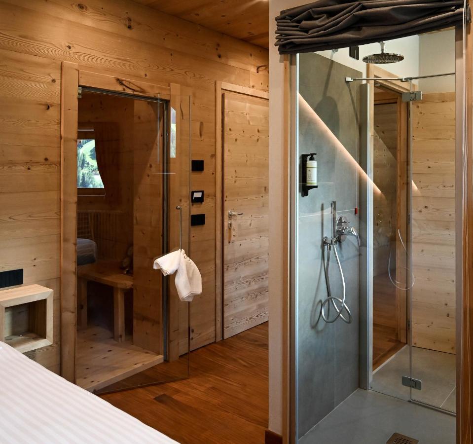 Suite Hot Tub,1466316704:JPEG