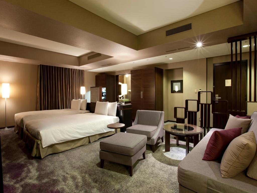 Junior Suite Twin Room