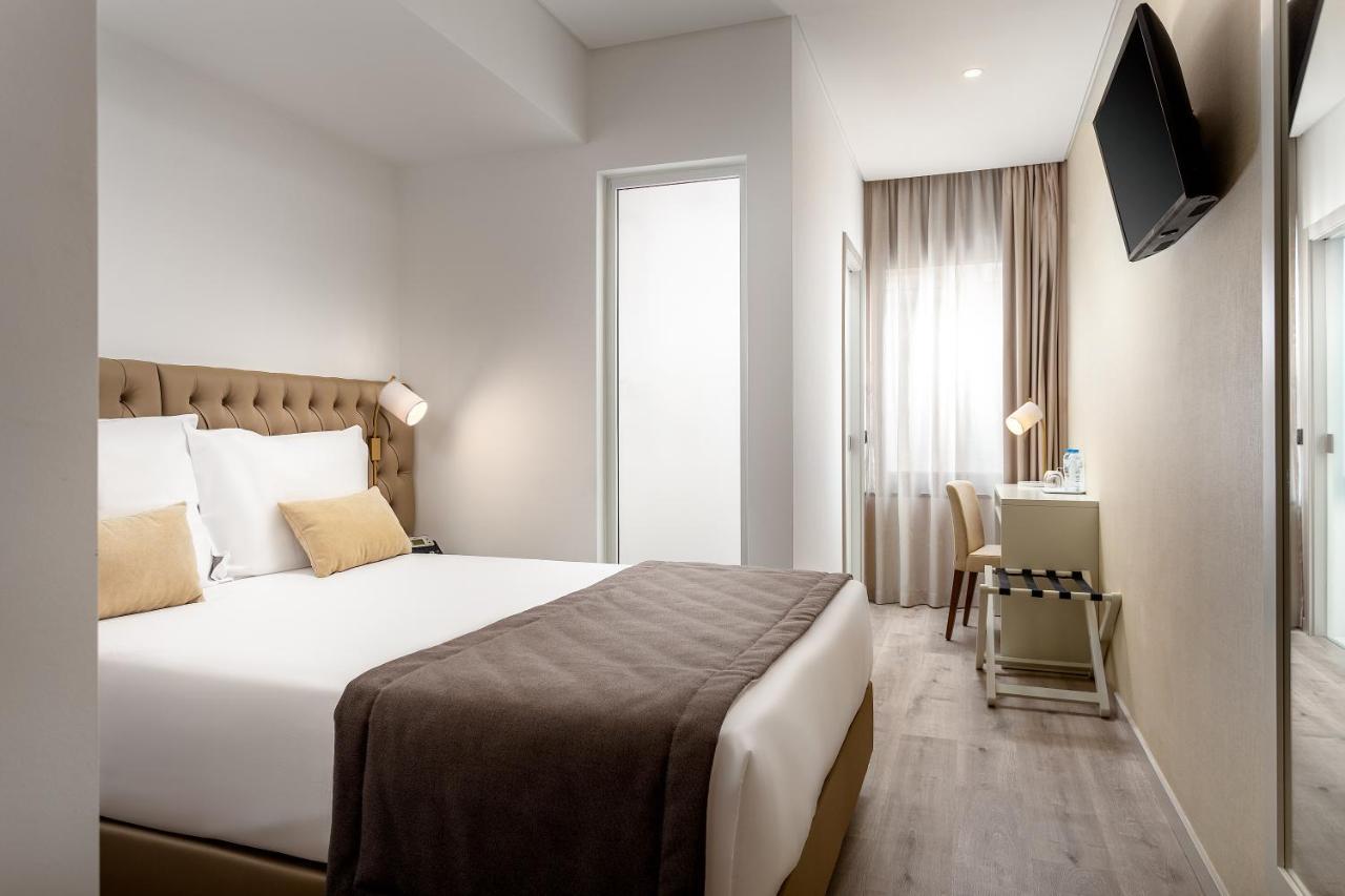 Double Room,1469049617:JPEG