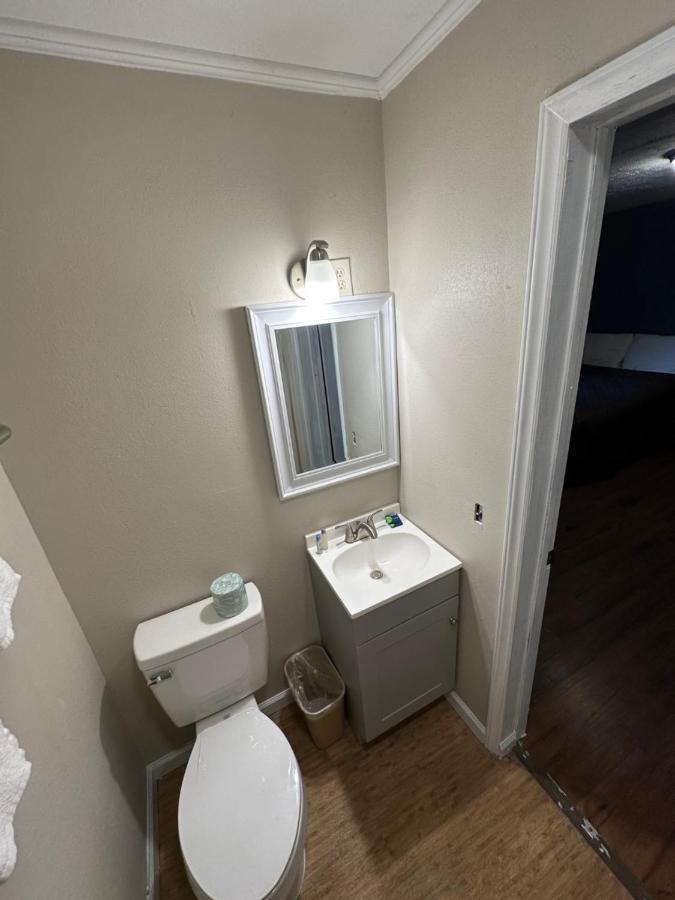 Queen Room,1469542061:JPEG