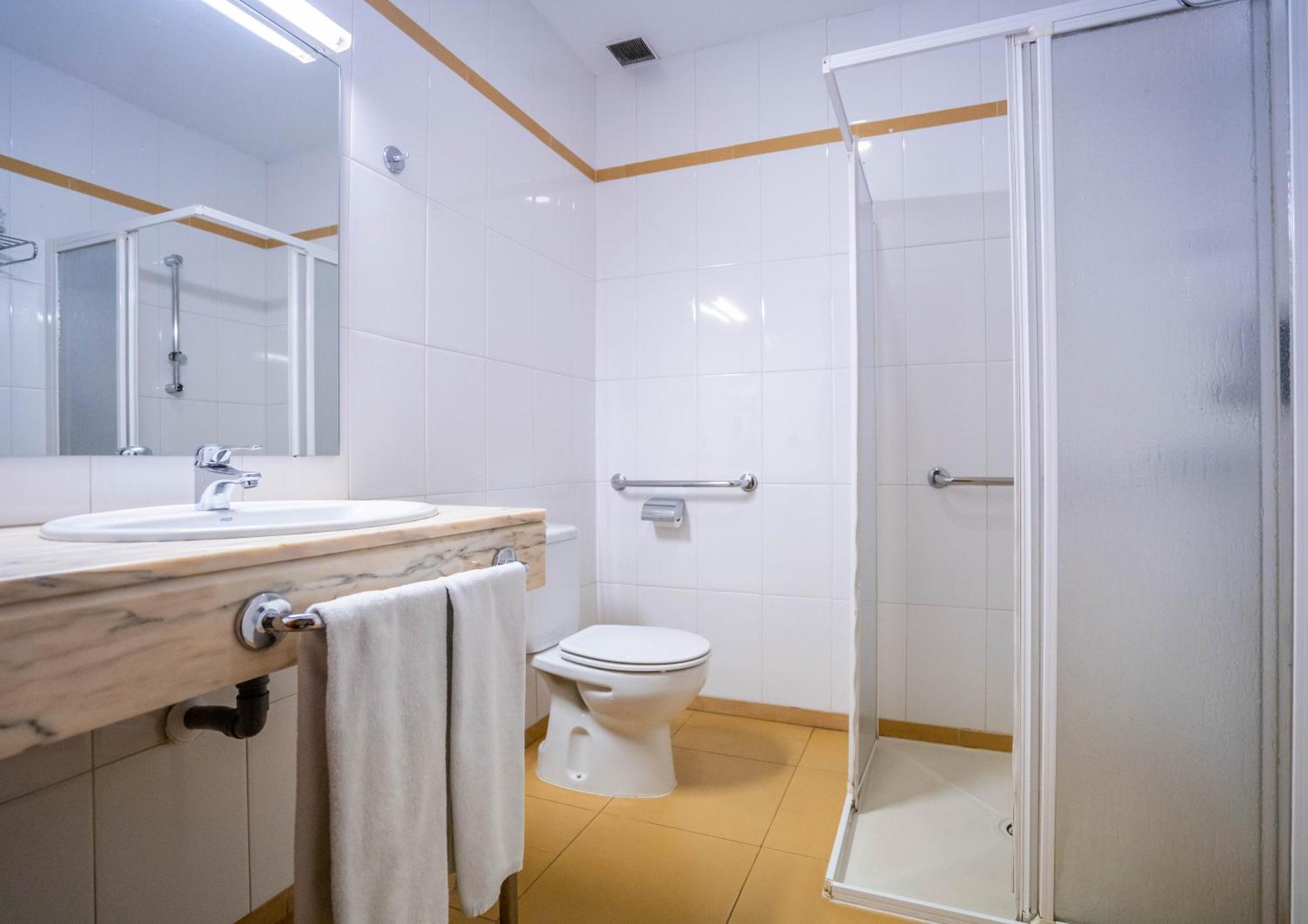 Economy Twin Room - Ground floor