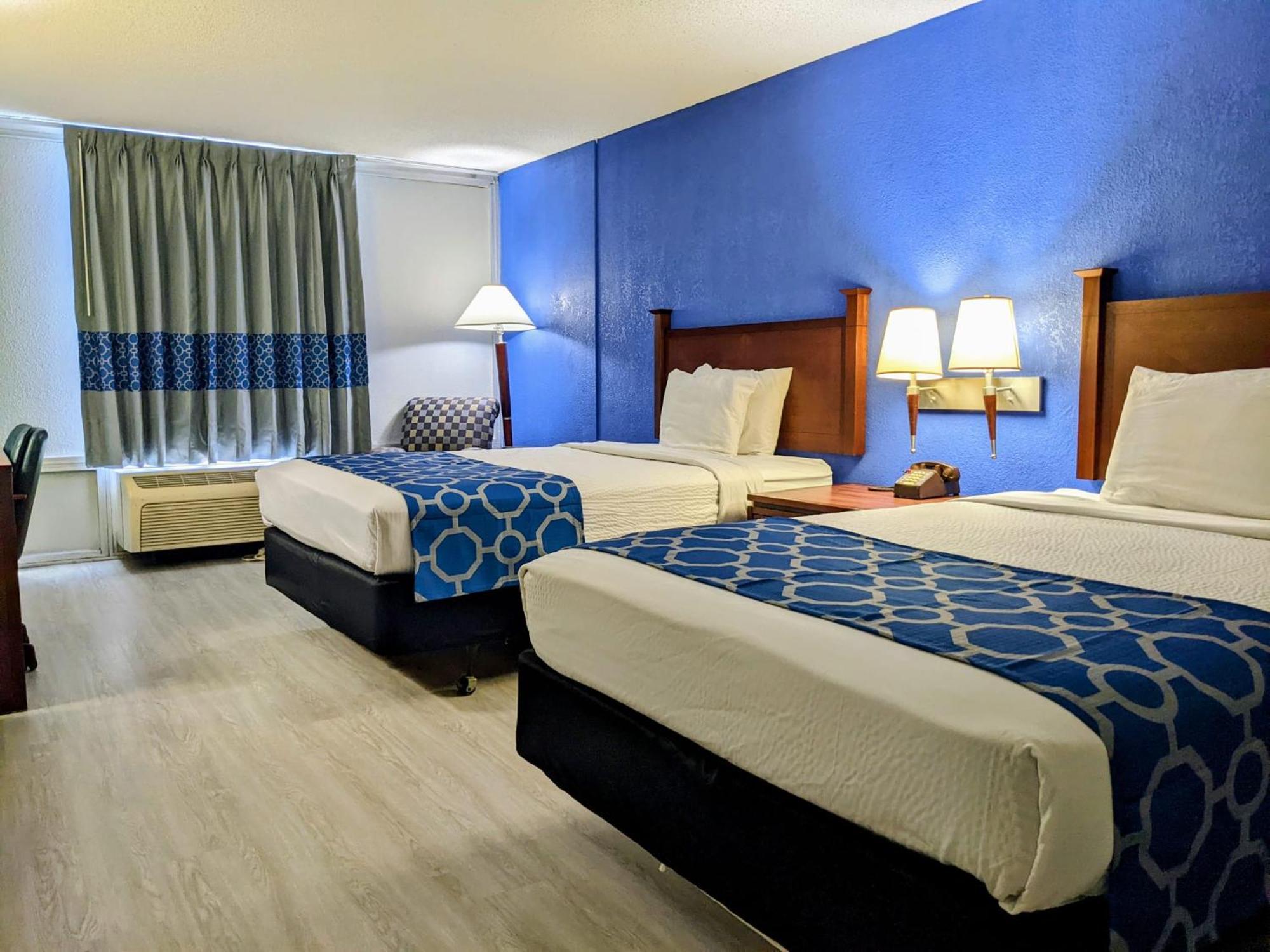 Double Room with Two Double Beds - Non-Smoking