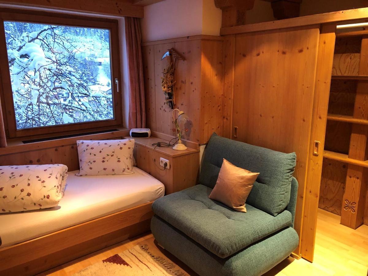 Eenpersoonskamer met Externe Eigen Badkamer