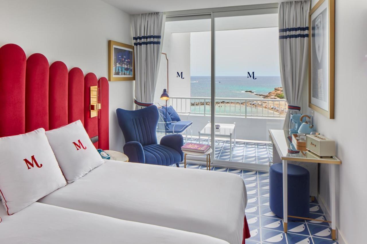 Alojamiento Deluxe con balcón y vistas al mar