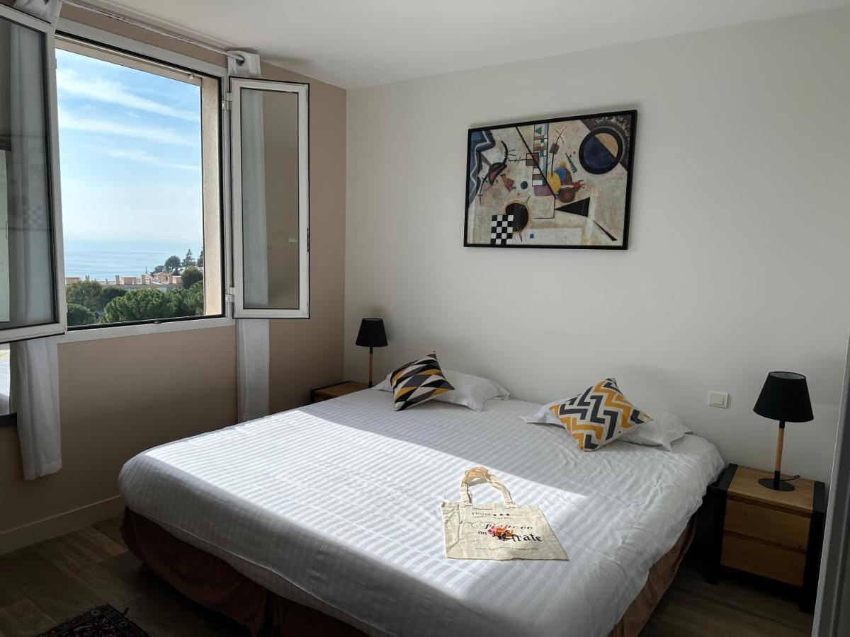 Double Room Sea View,1498952728:JPEG