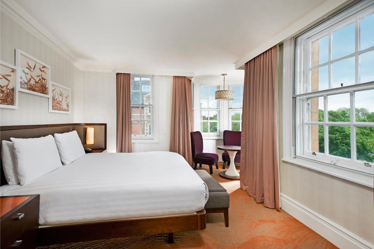 Chambre Lit King-Size Deluxe avec Vue