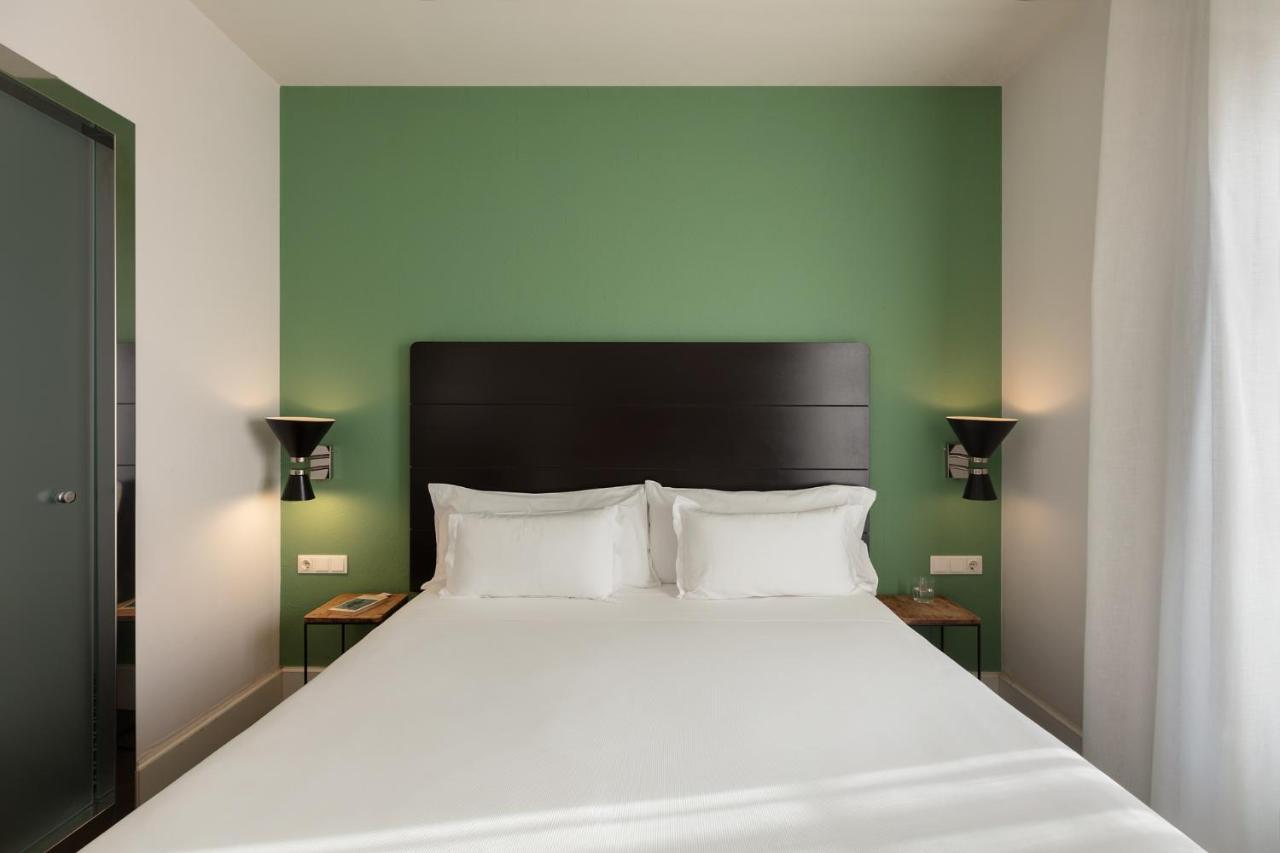 Double Room,1498575832:JPEG
