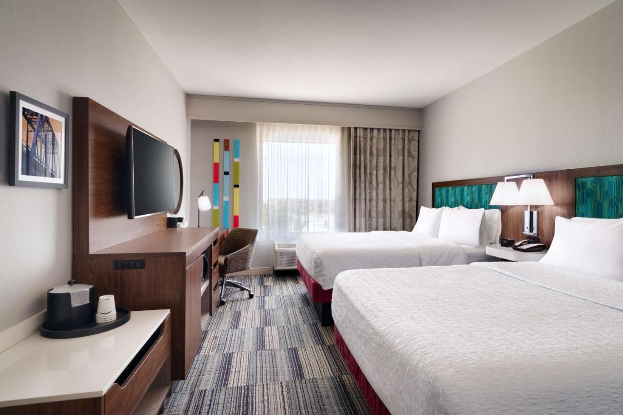 Room with Two Queen Beds - Non-Smoking