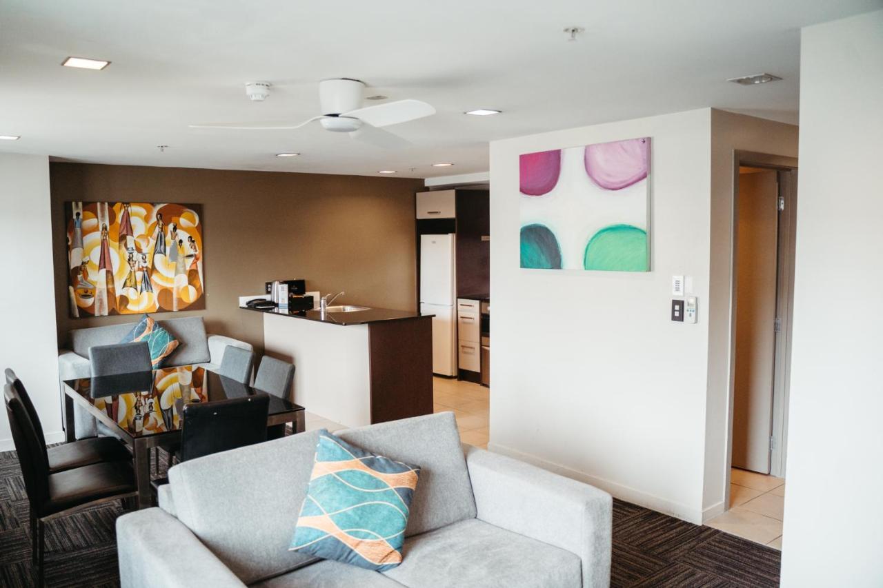 Apartment Split Level,1498637638:JPEG