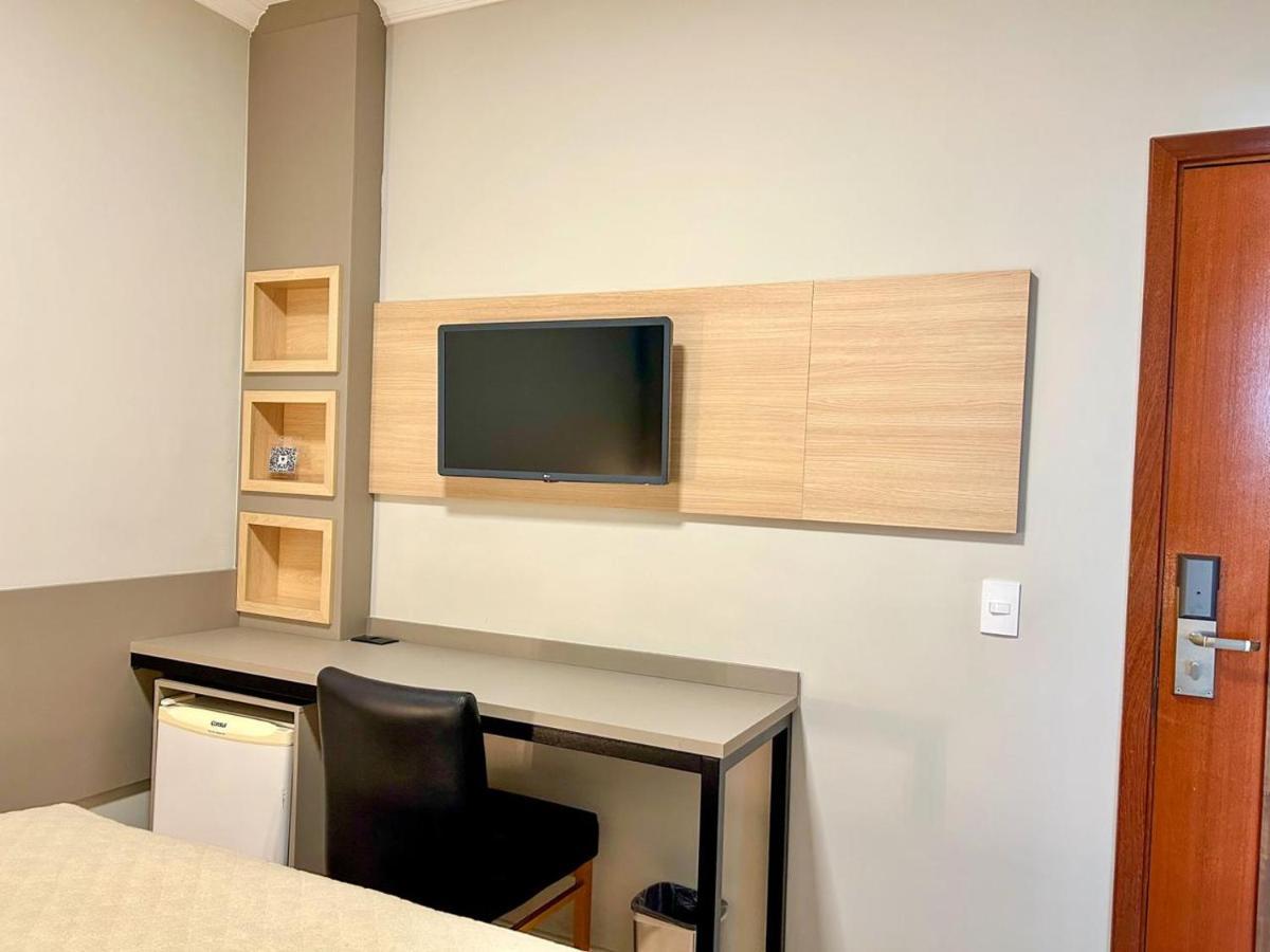Quarto Duplo Standard