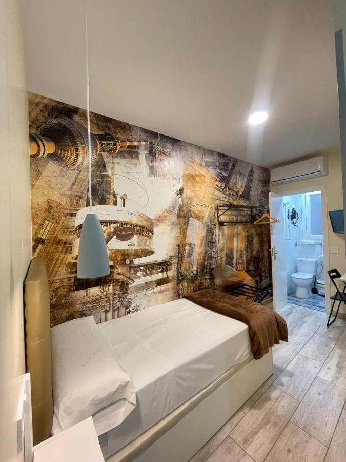 Small Single Room,1498700362:JPEG
