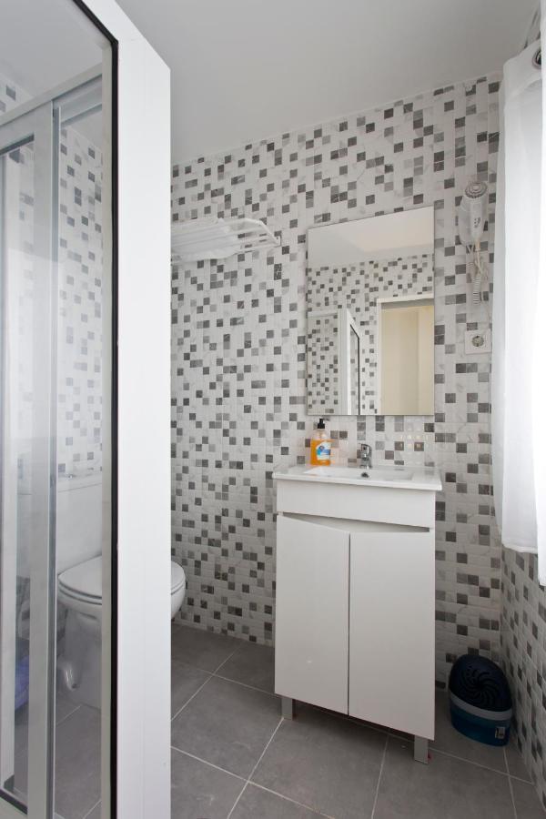 Quarto Duplo Económico