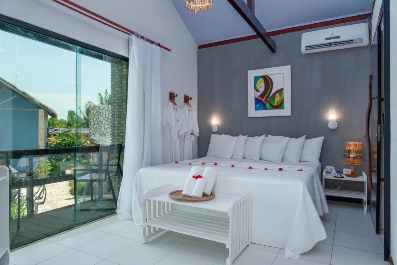 Quarto Deluxe (2 Adultos + 1 Criança)