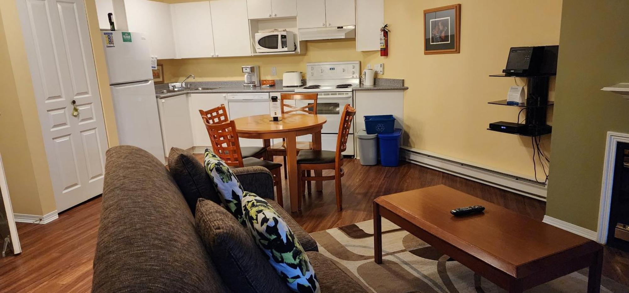 Studio (2 Adults)