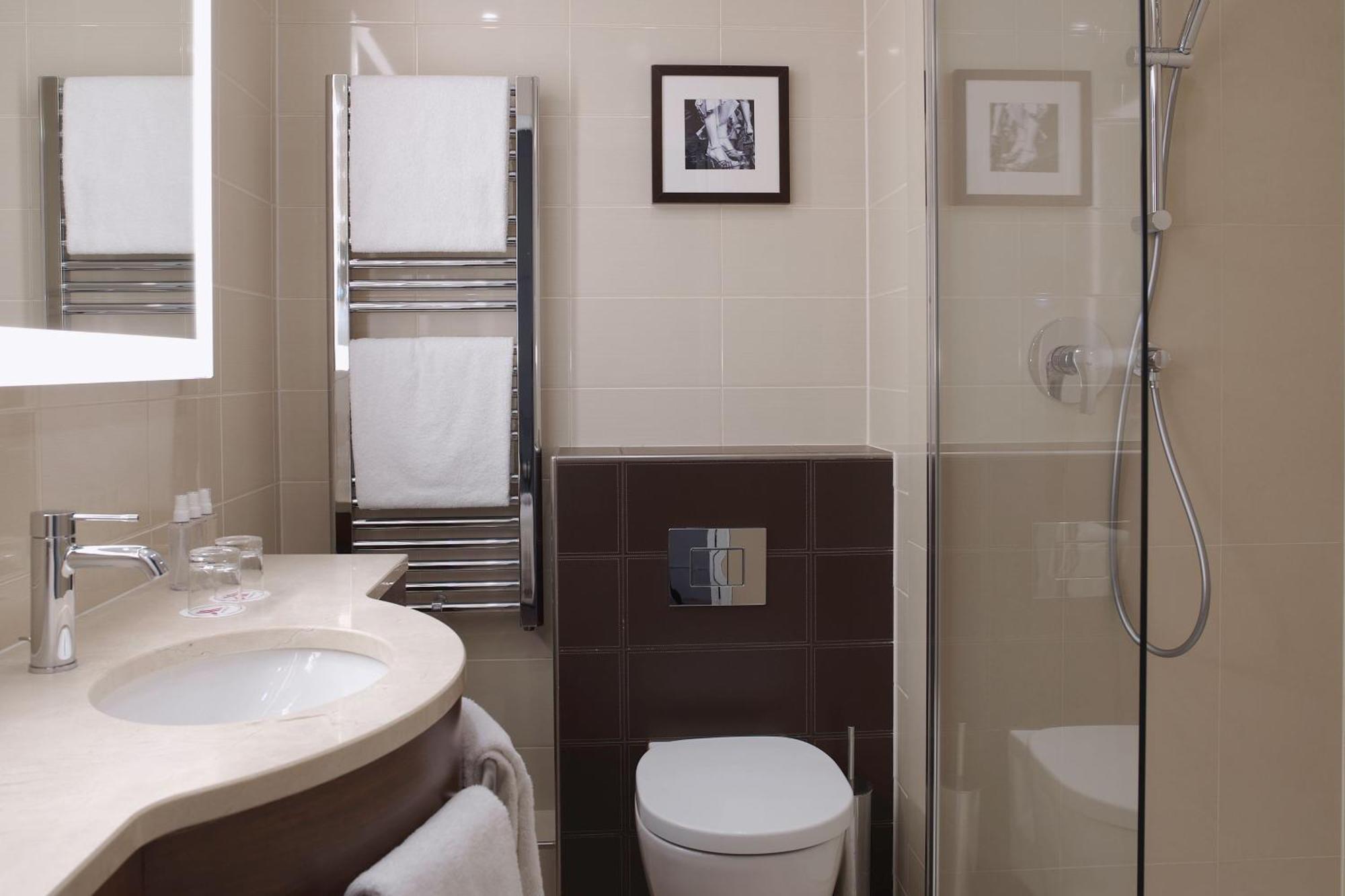 Superior Twin Room,1498845493:JPEG
