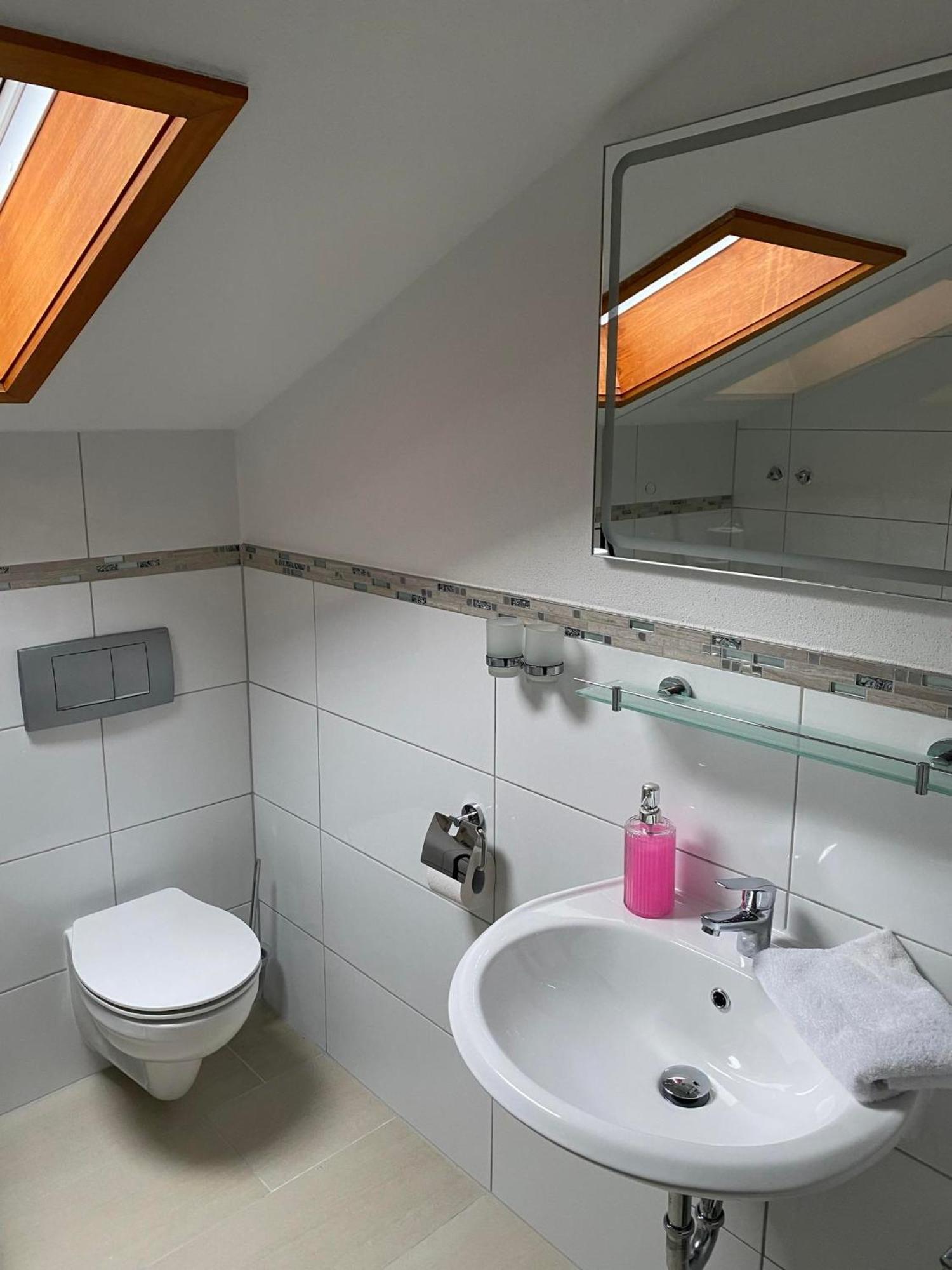 Three-Bedroom Apartment,1499743615:JPEG
