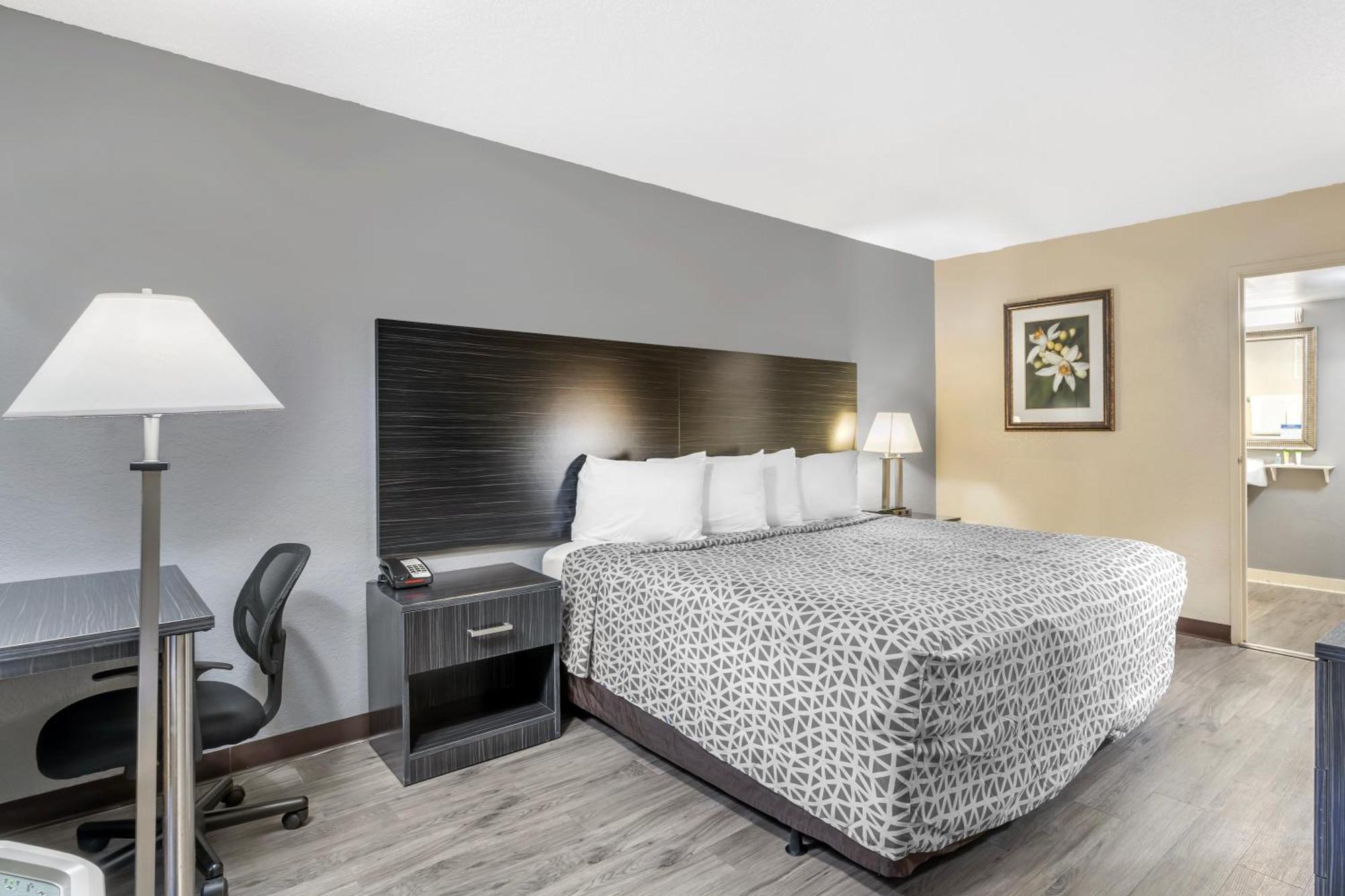 Quarto com Cama King-size - Acessível para Hóspedes com Mobilidade Reduzida
