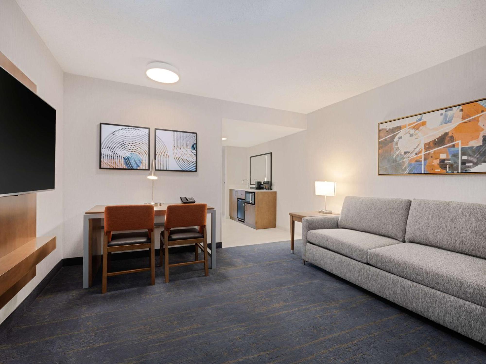 King Room - Mobility Access/Non-Smoking