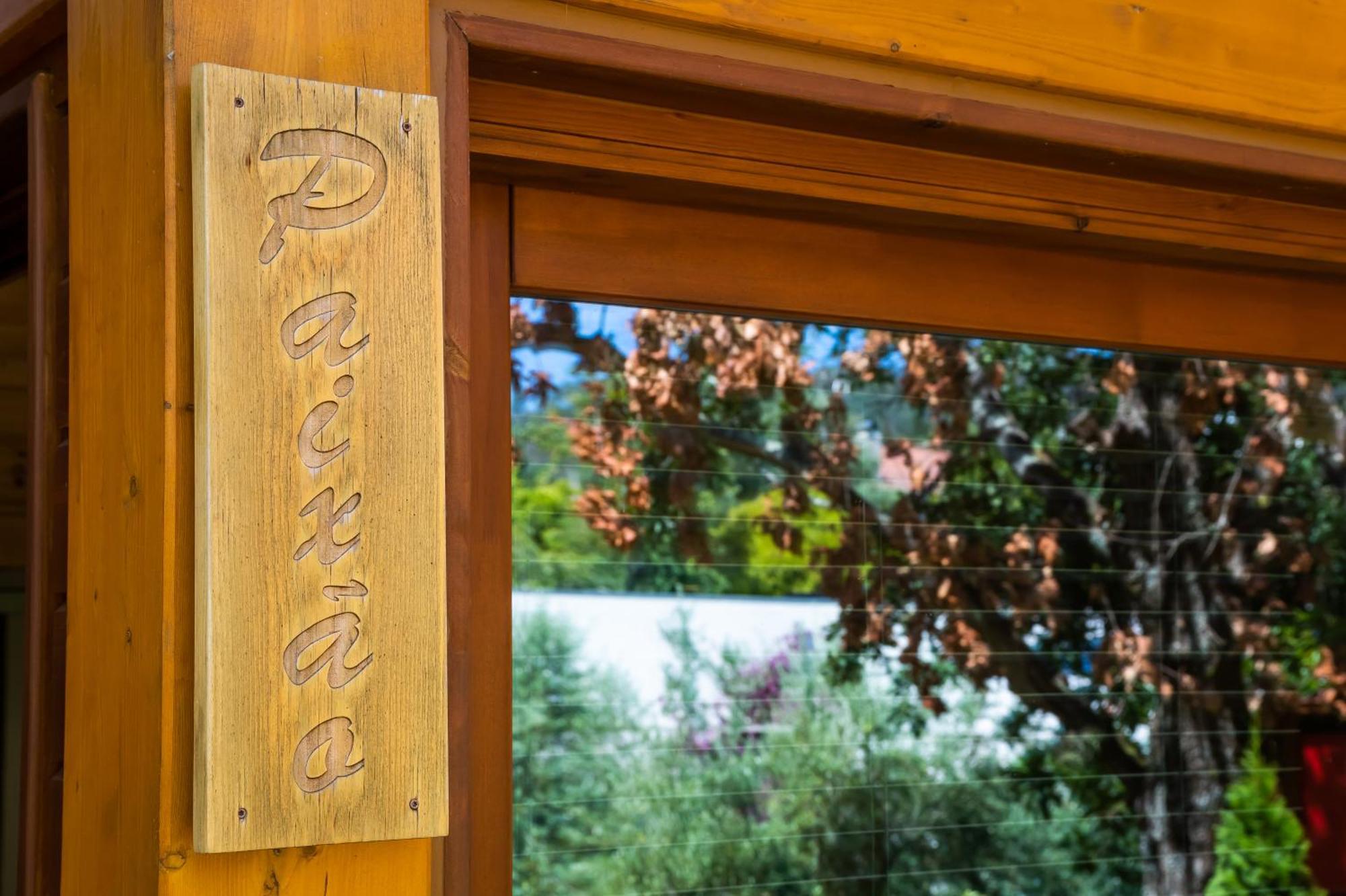 Bungalow Deluxe