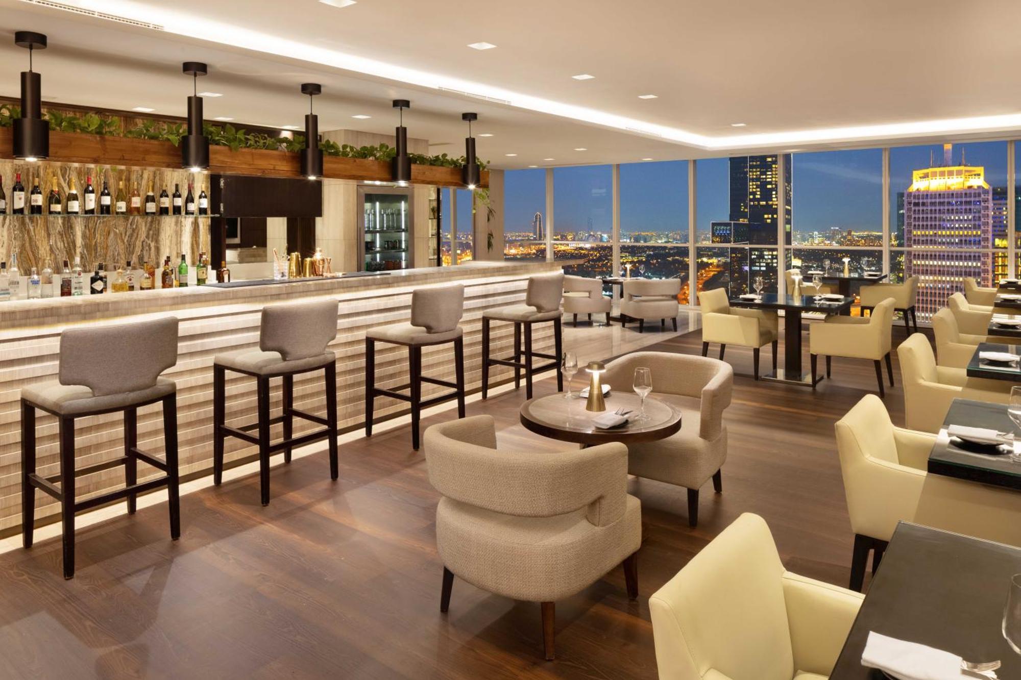 Luxe Suite met 1 Slaapkamer en 1 Kingsize Bed - Toegang tot de Clublounge