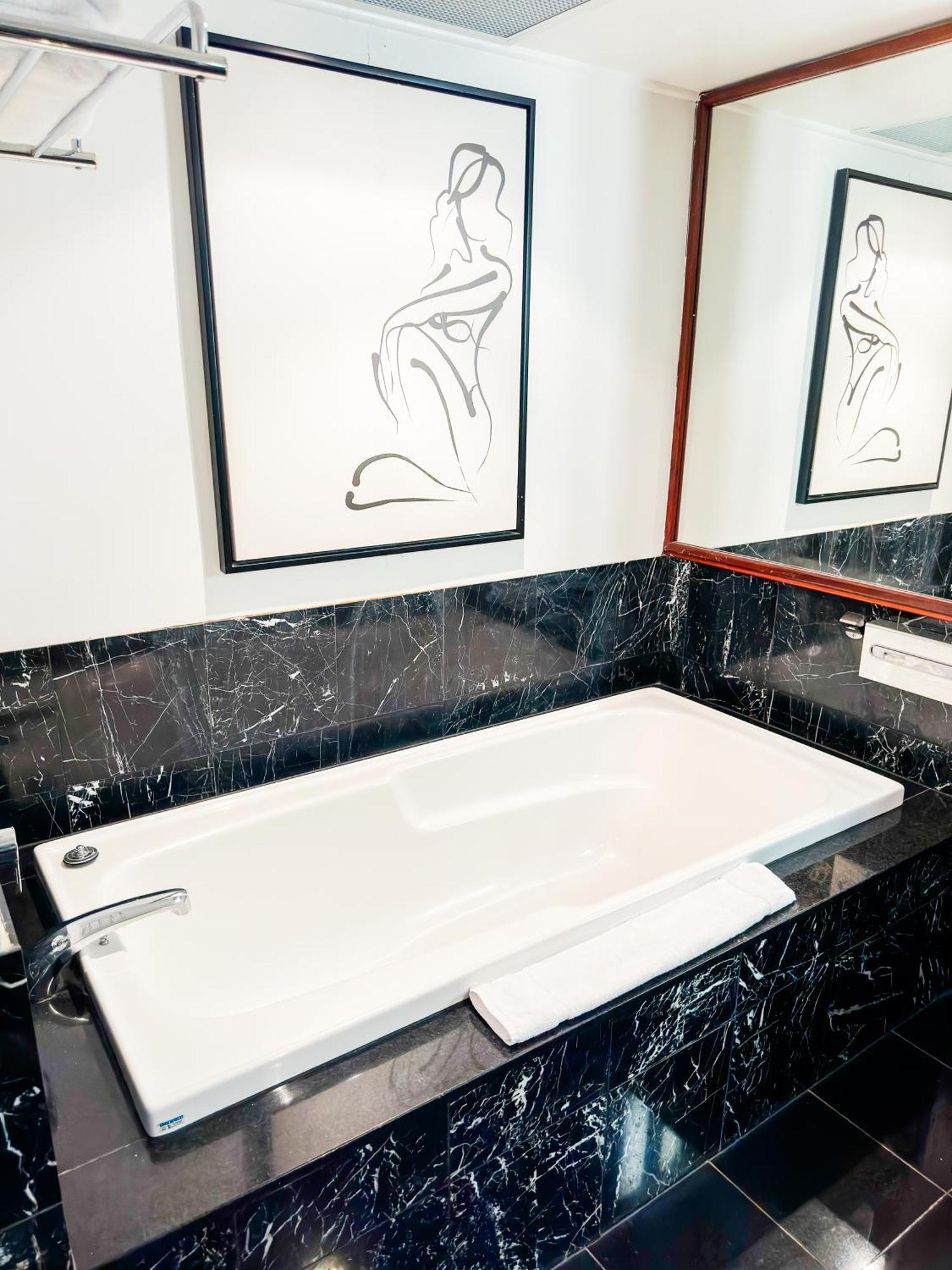 Boutique Suite