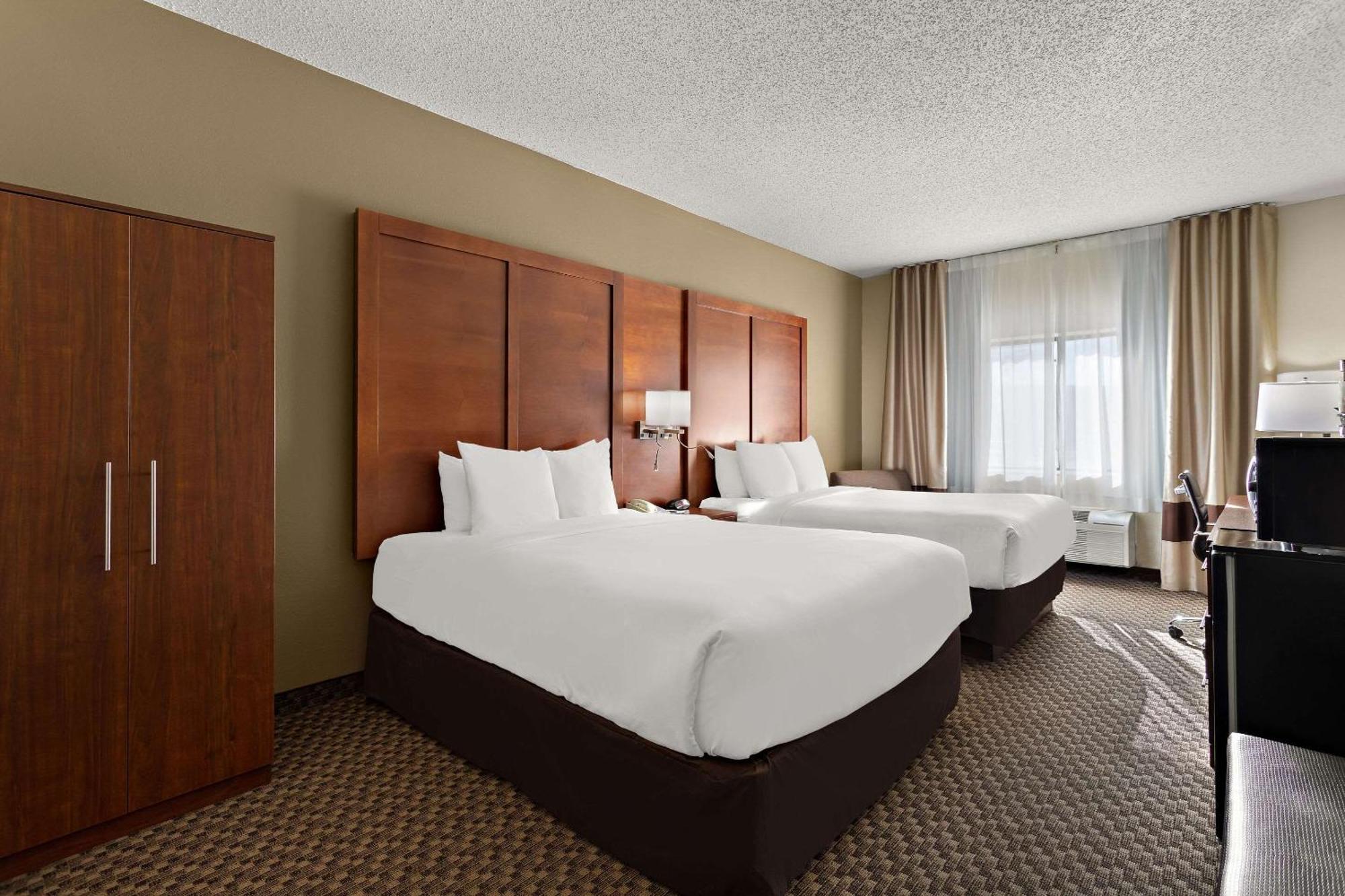 Promotional Queen Room with Two Queen Beds - Accessible/Non-Smoking