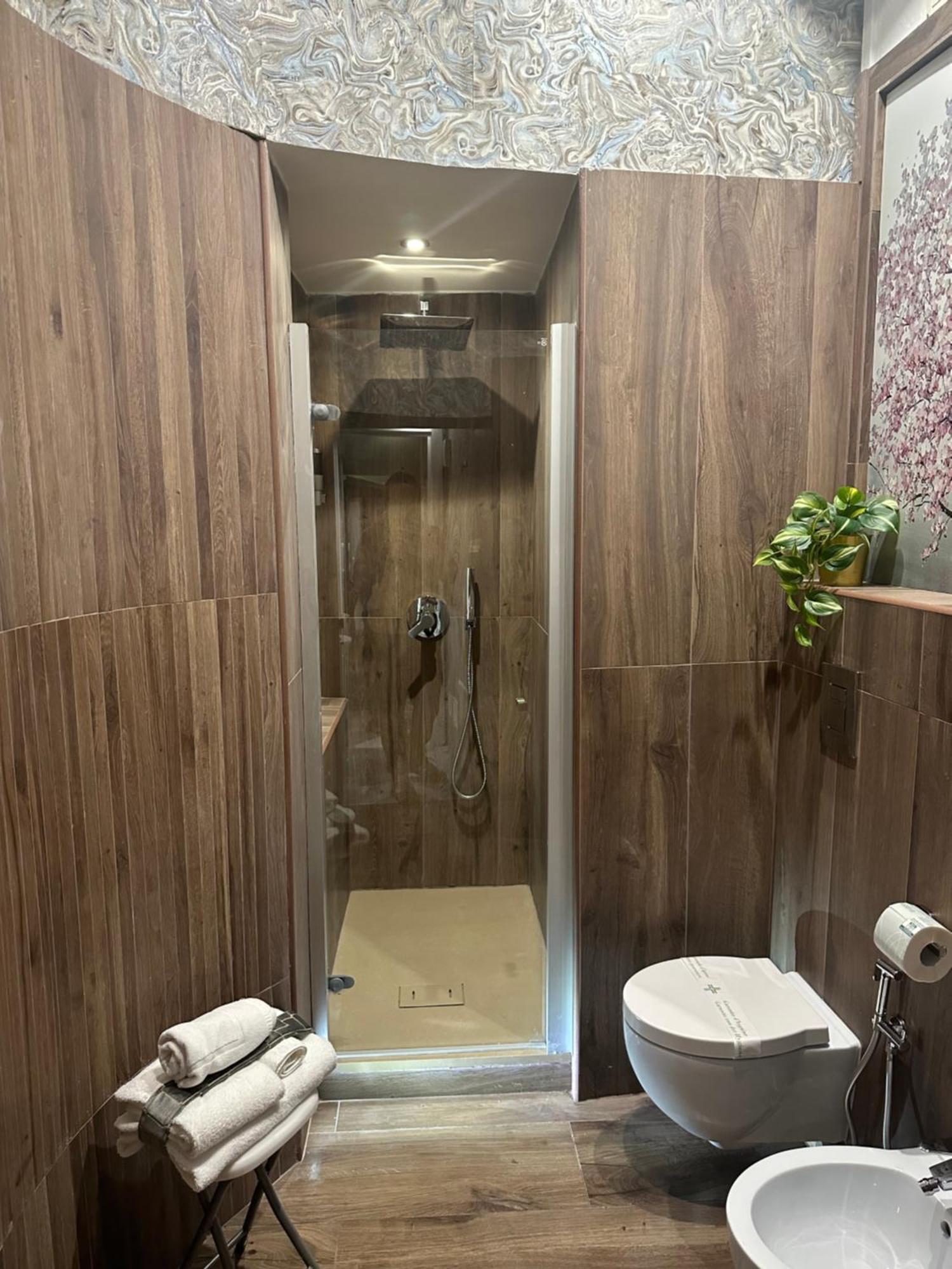 Double Room,1187474389:JPEG