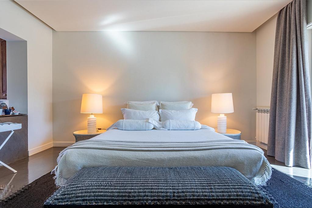 Deluxe King Suite,1499788609:JPEG