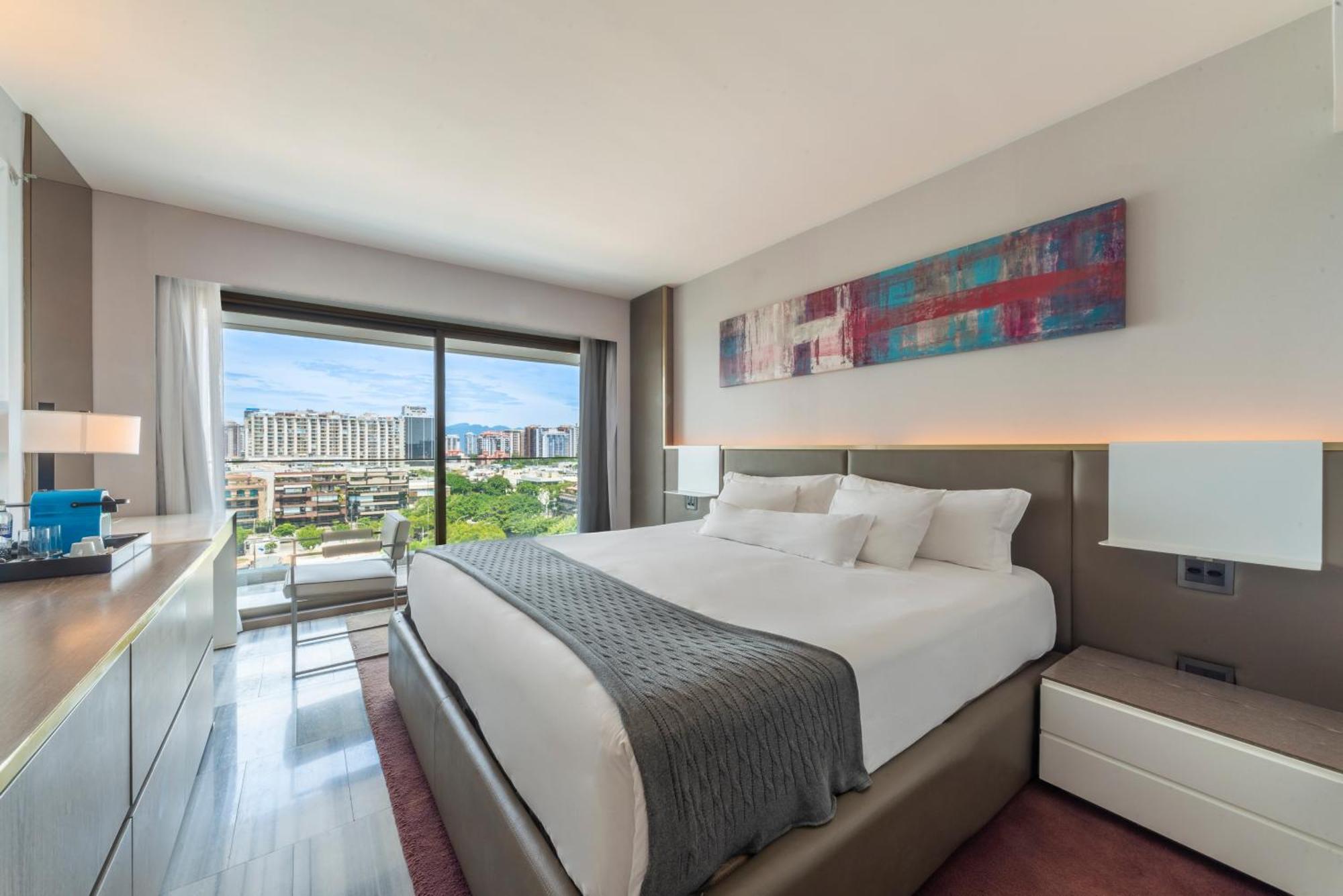 Quarto King com Vista Mar Lateral