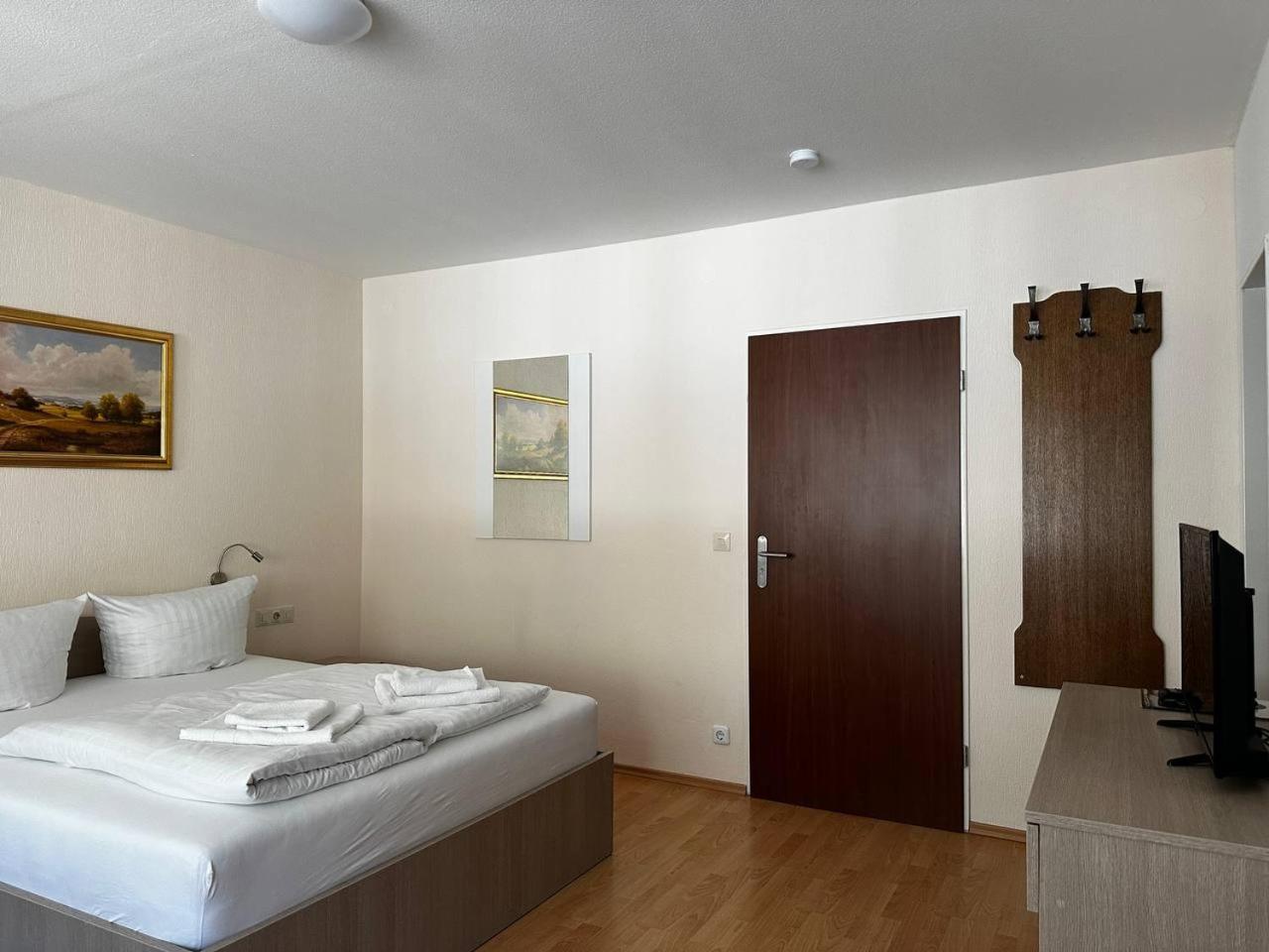 Vierbettzimmer mit Balkon