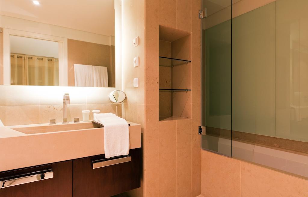Apartamento com 2 Quartos e Piscina Privativa