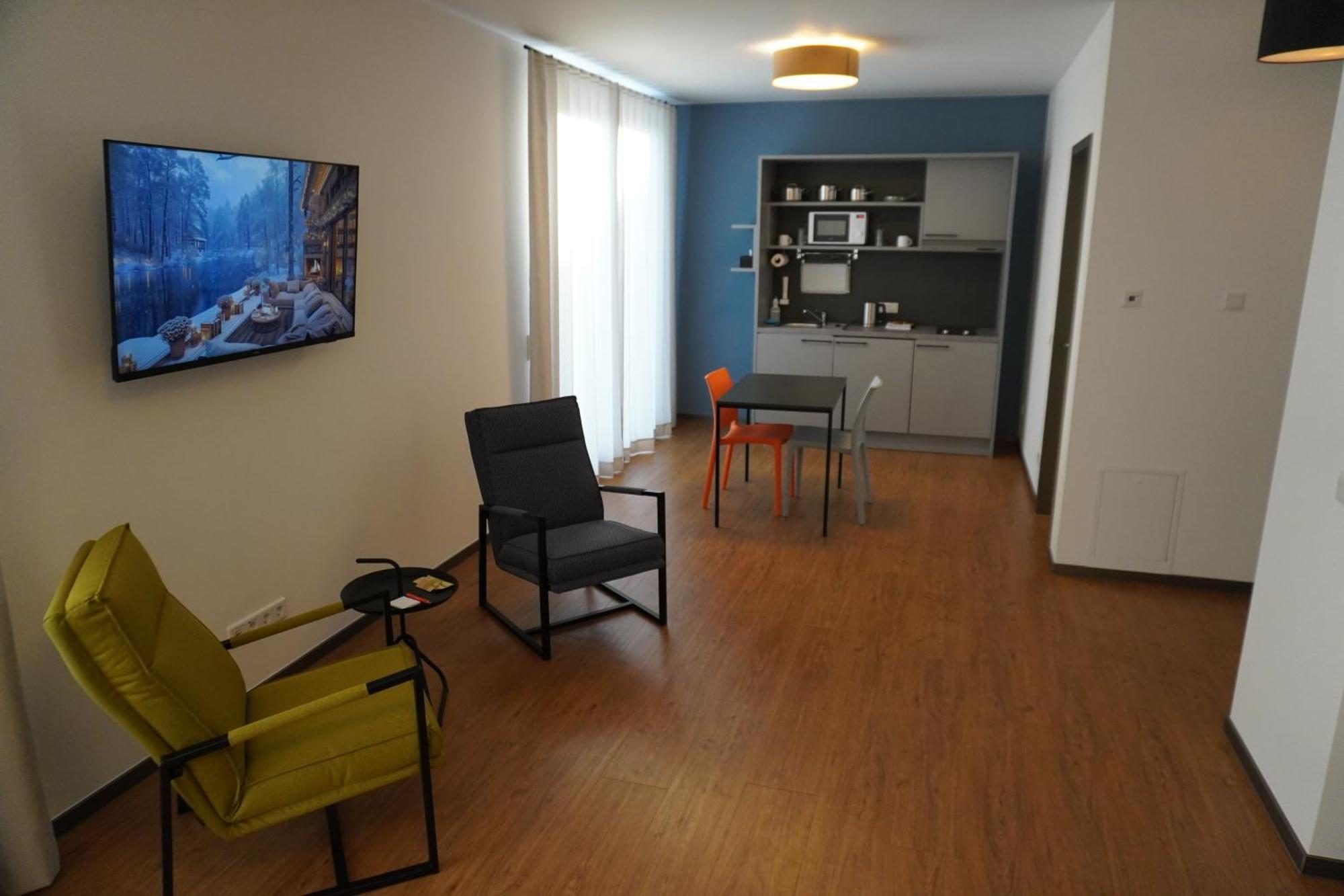 Junior Suite Balcony,1507493050:JPEG