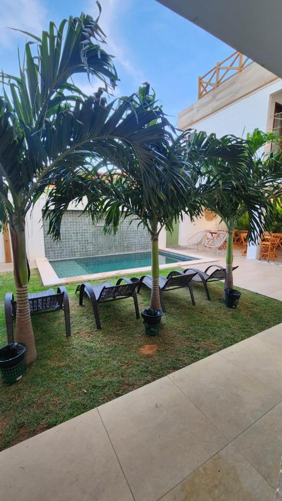 Quarto Duplo com Vista da Piscina