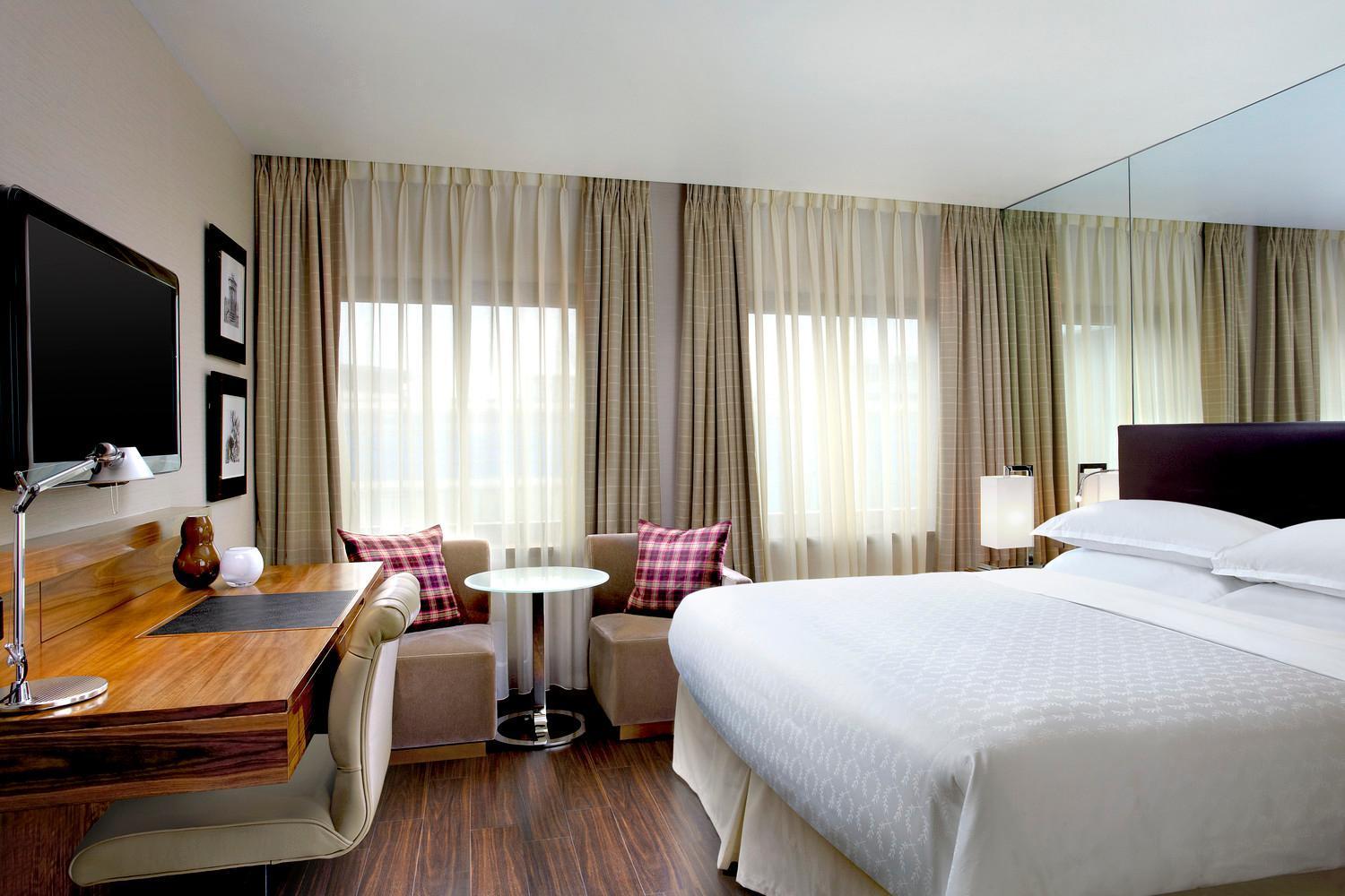 Deluxe Zimmer mit 1 Kingsize-Bett
