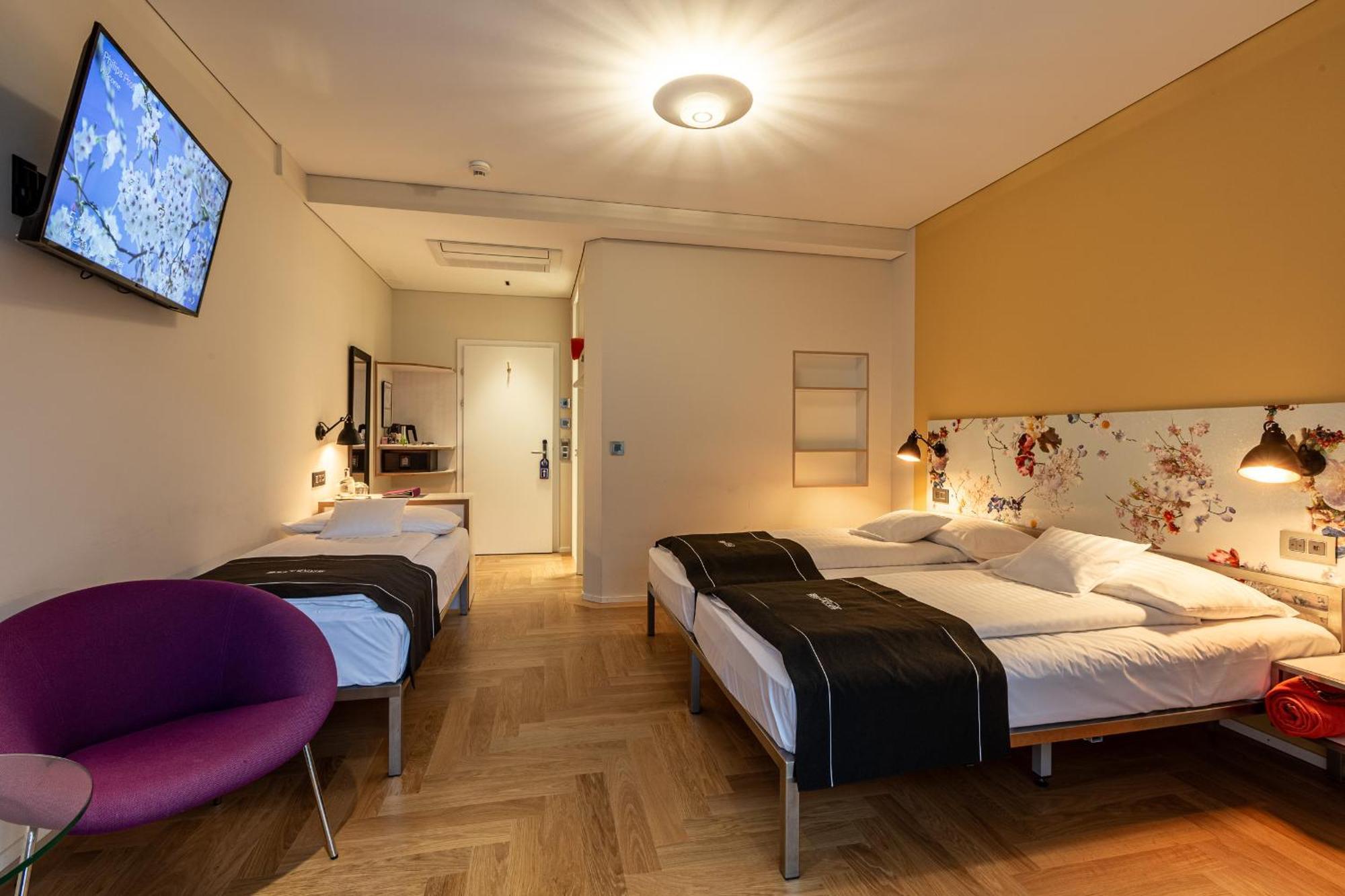 Boutique-Dreibettzimmer mit Flussblick
