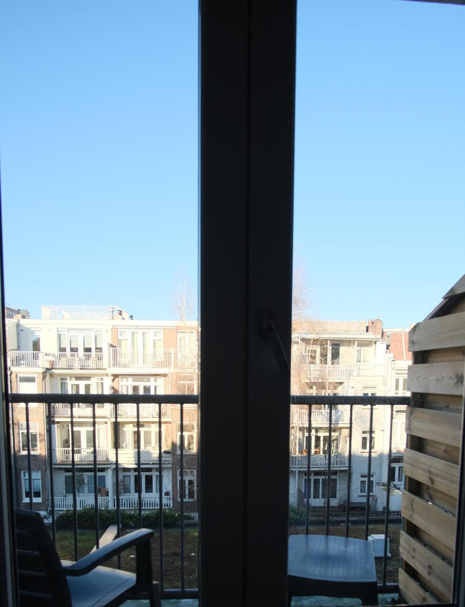 Single Room with Shared Bathroom,1516385806:JPEG