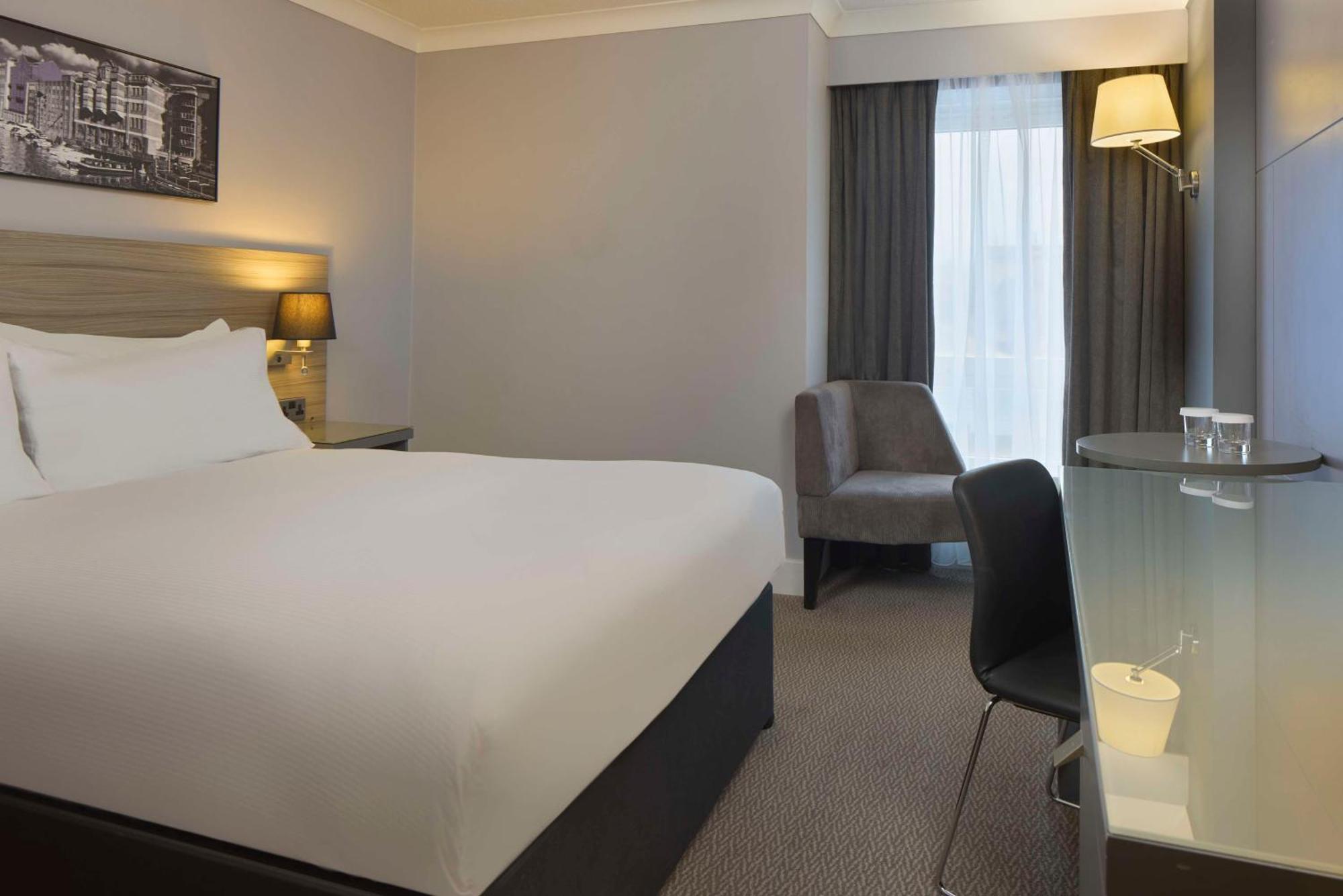 Superior Queen Guest Room with Church View