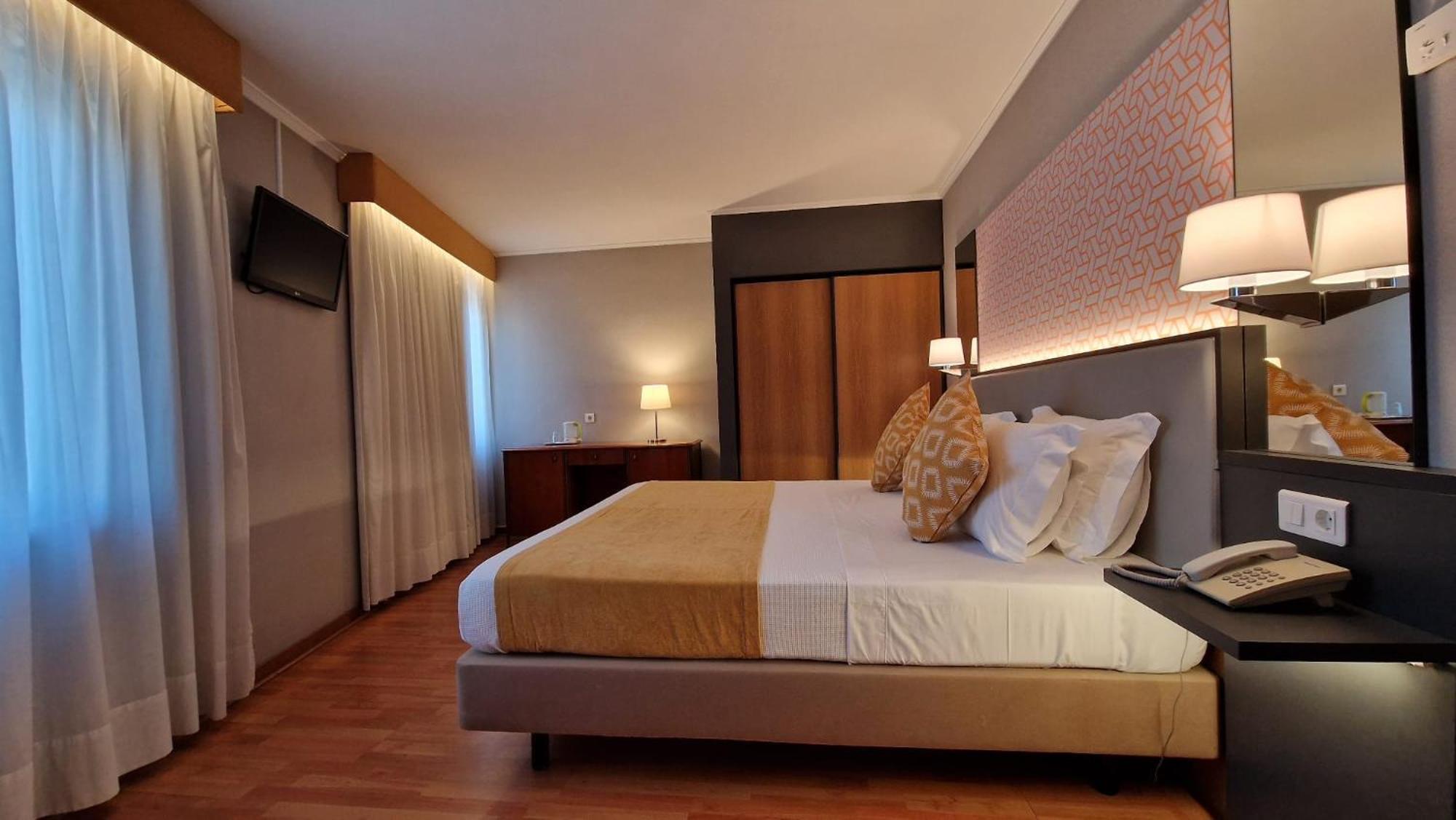 Superior Double Room,1516425826:JPEG
