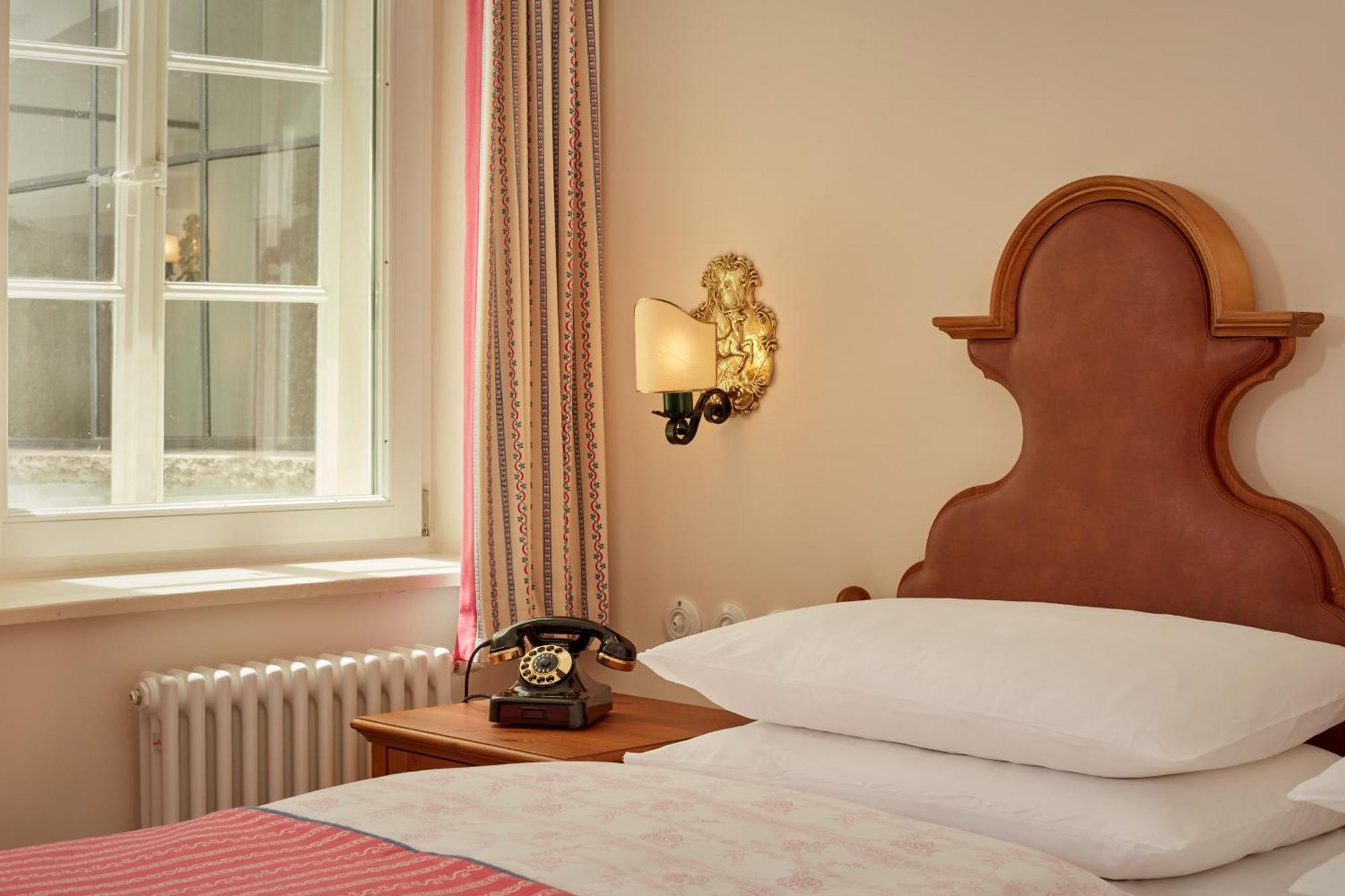 Deluxe Zimmer mit Kingsize-Bett