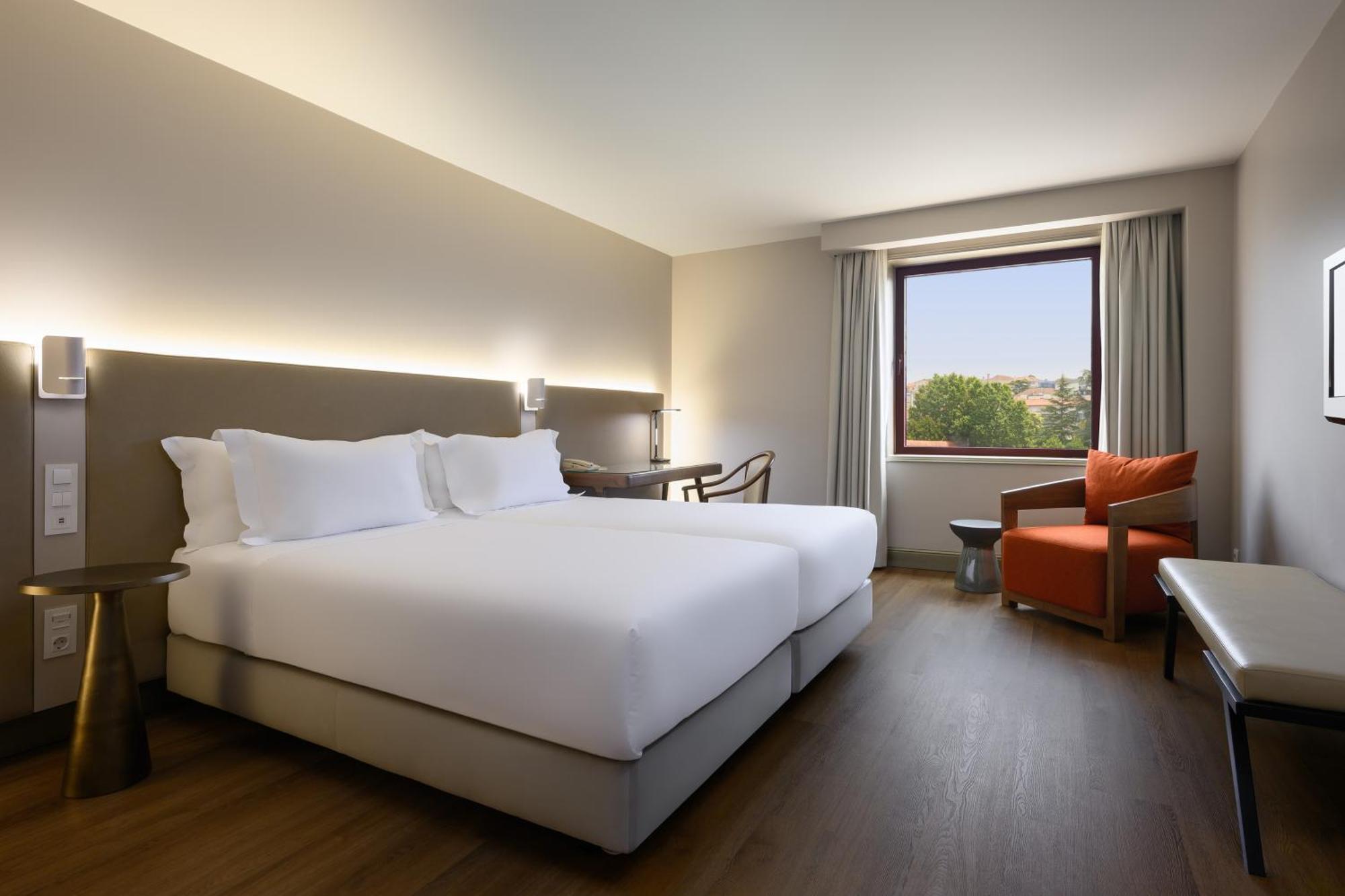 Standard Room,1756392743:JPEG
