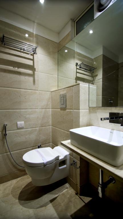 Executive Double Room with Free Airport Pickup