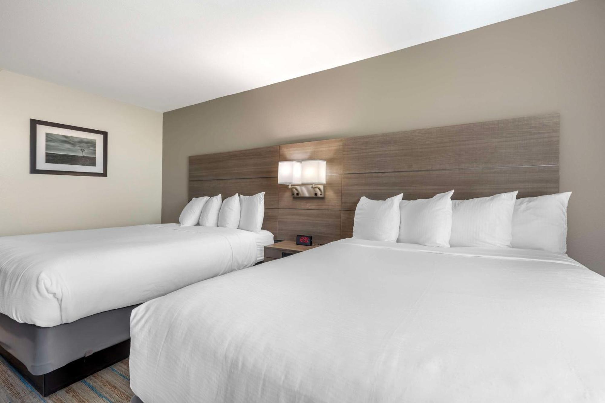 Queen Room with Two Queen Beds
